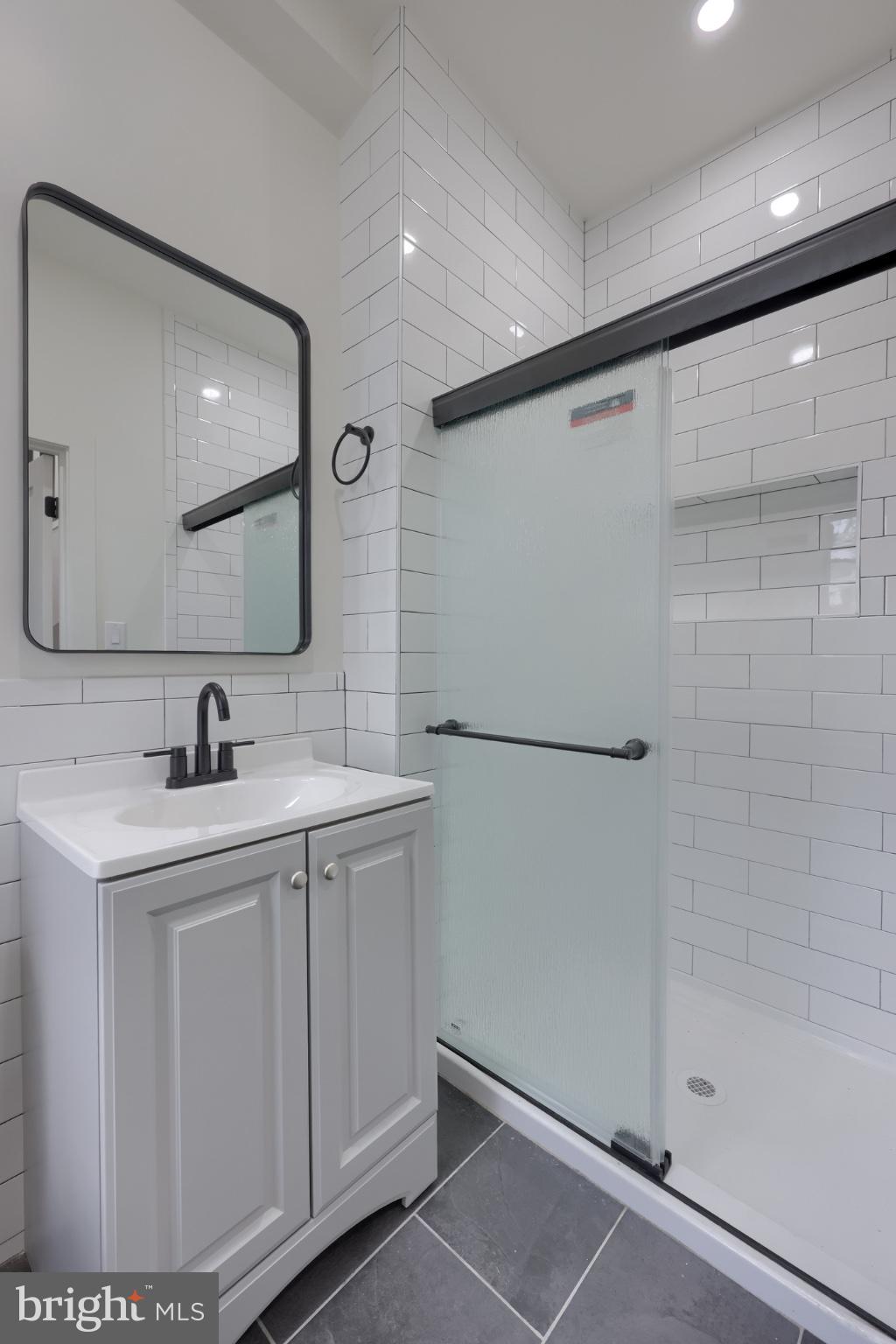 42 N 11TH STREET