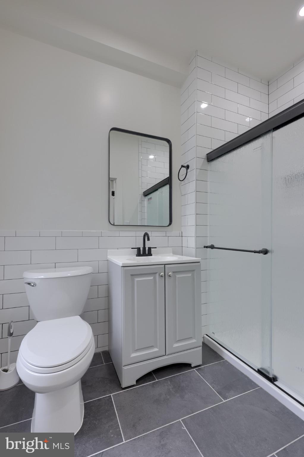 42 N 11TH STREET