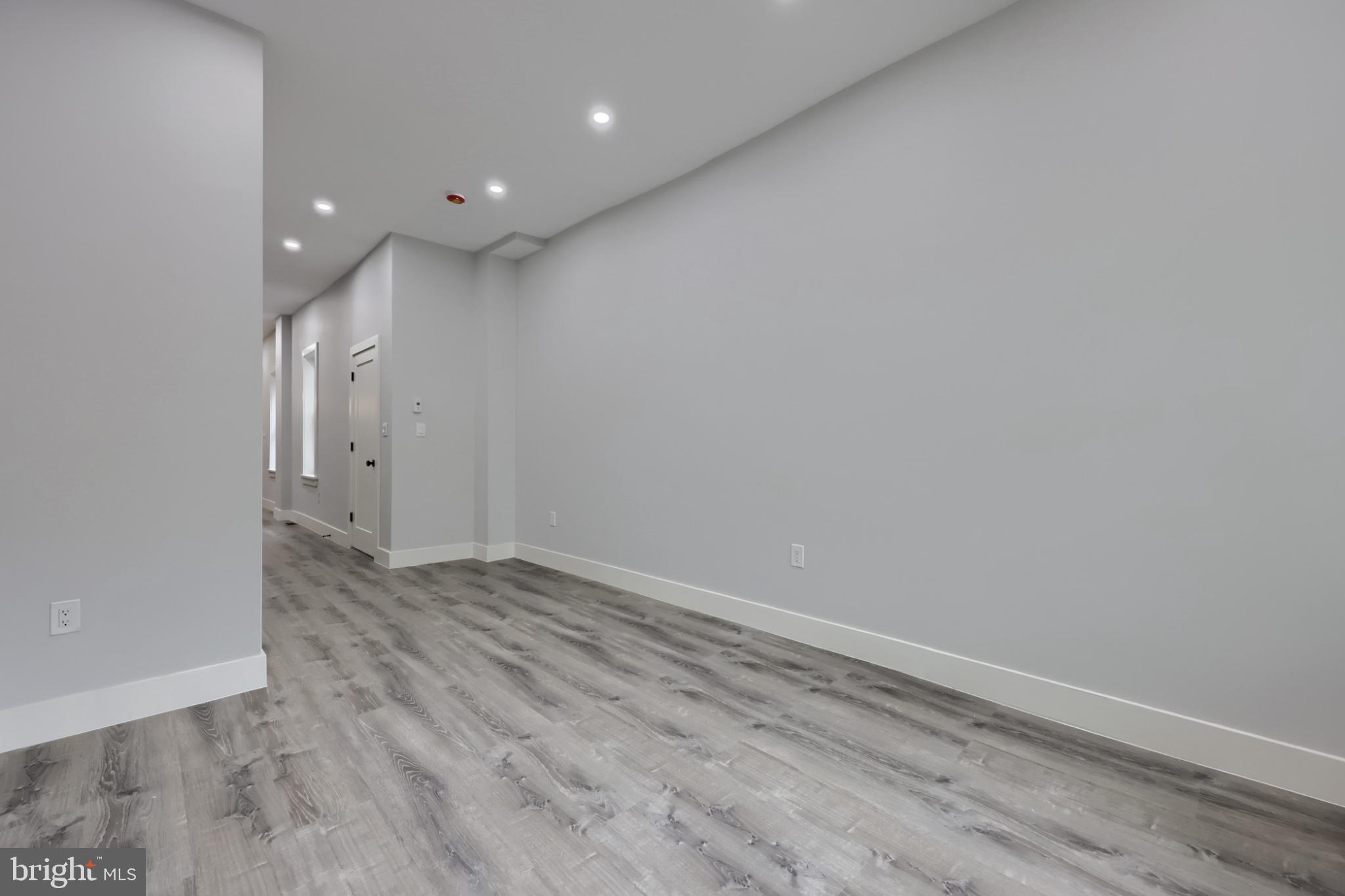 42 N 11TH STREET
