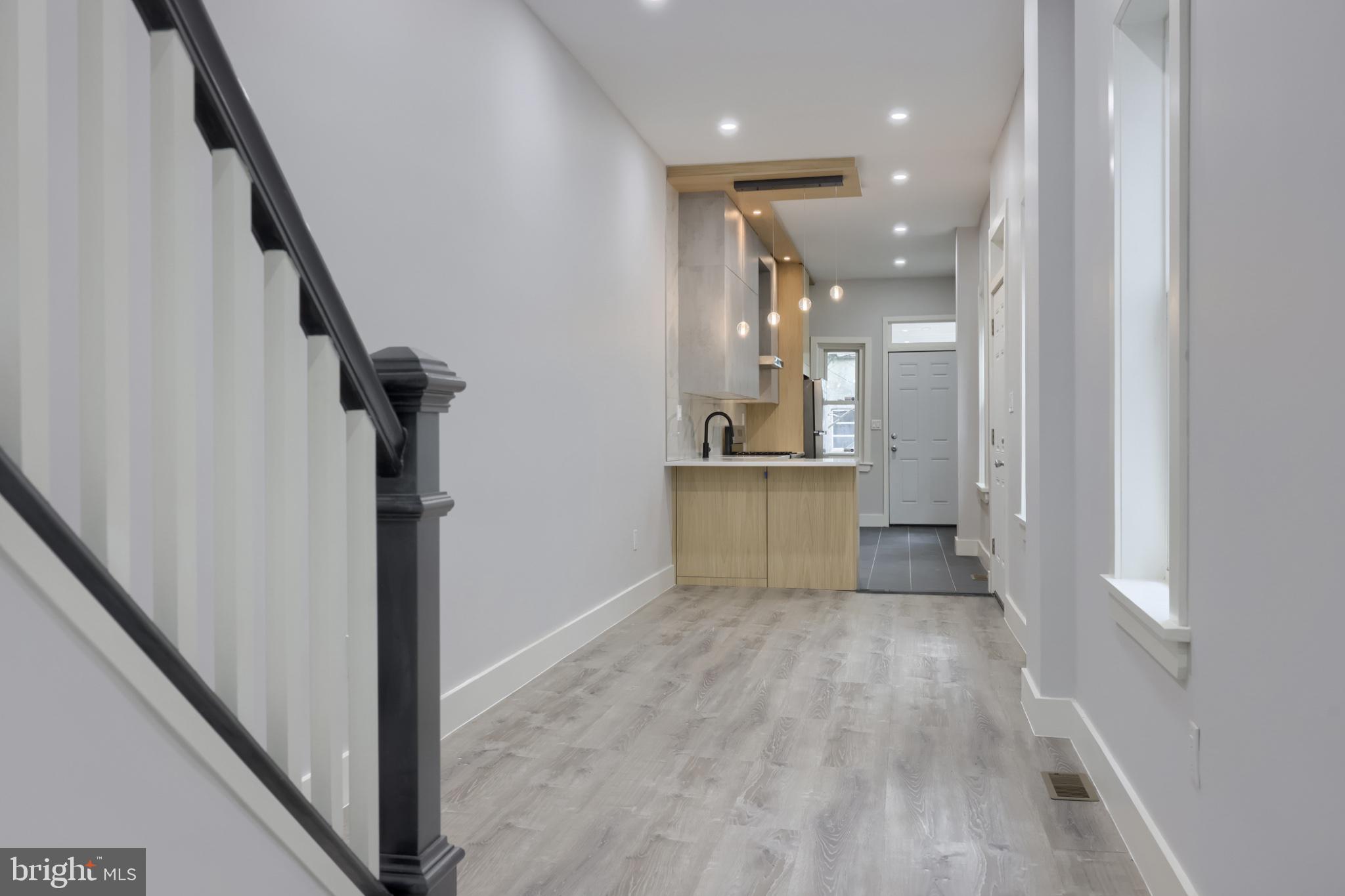 42 N 11TH STREET
