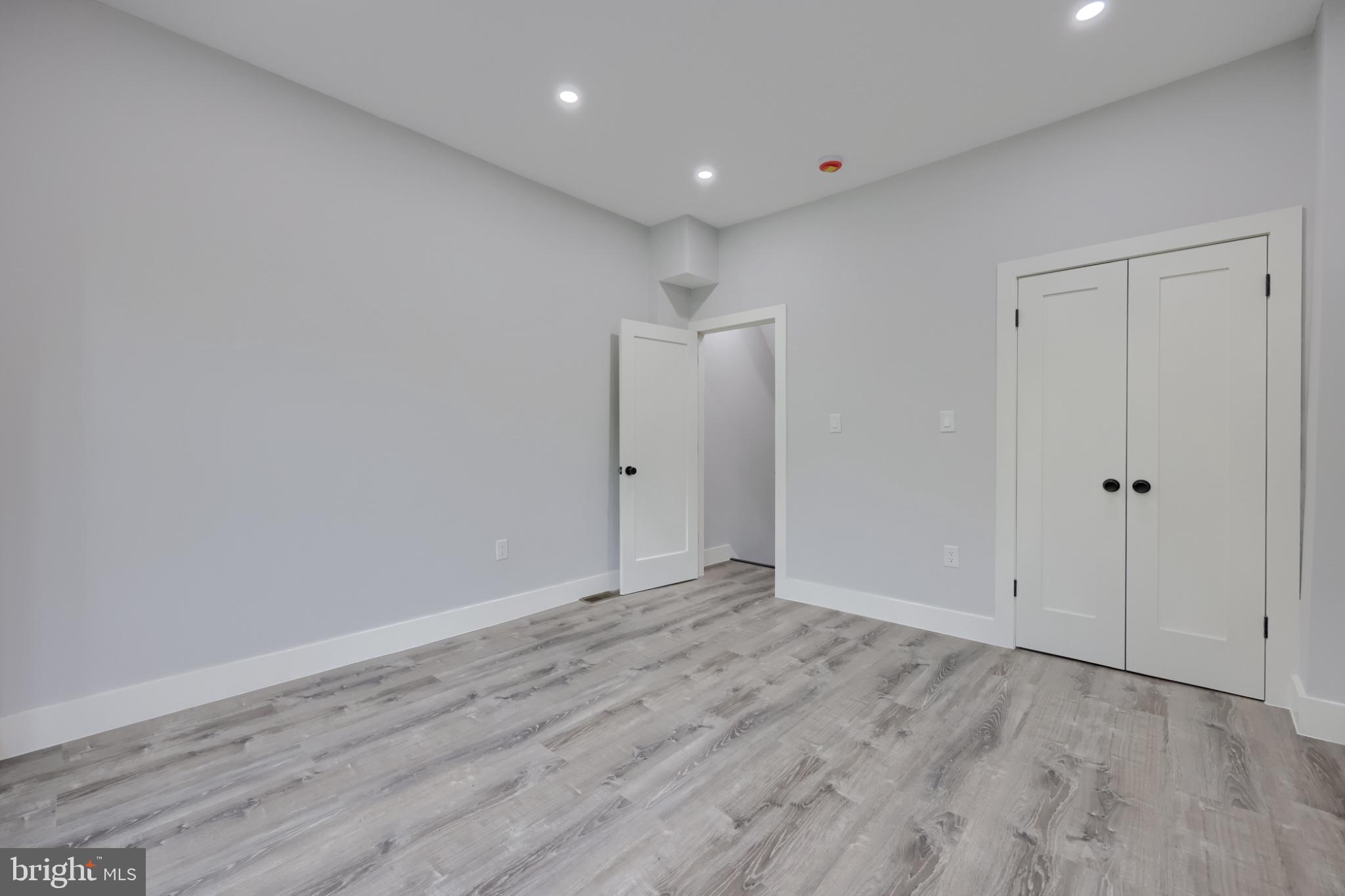 42 N 11TH STREET