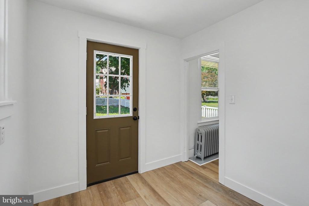 4 MYRTLE AVENUE