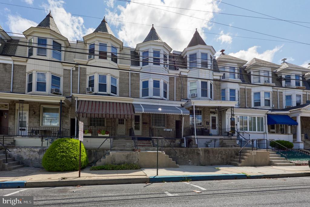 1047 N FRONT STREET