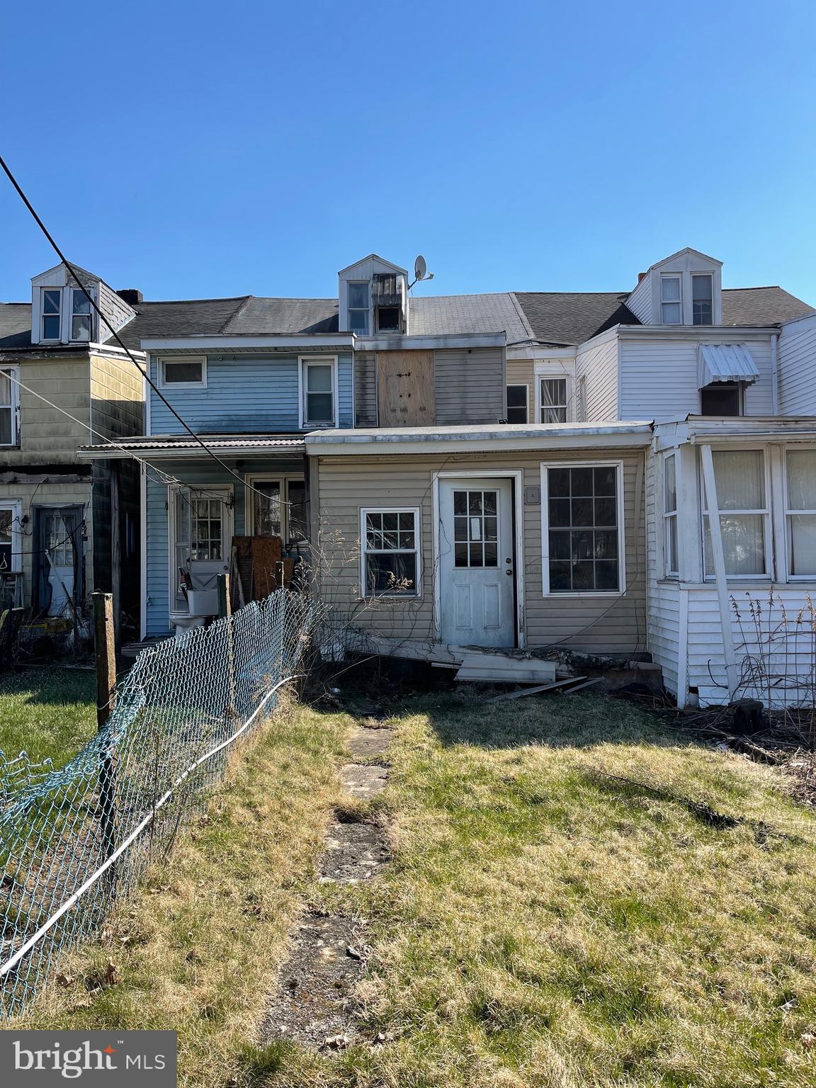 326 W MAIN STREET