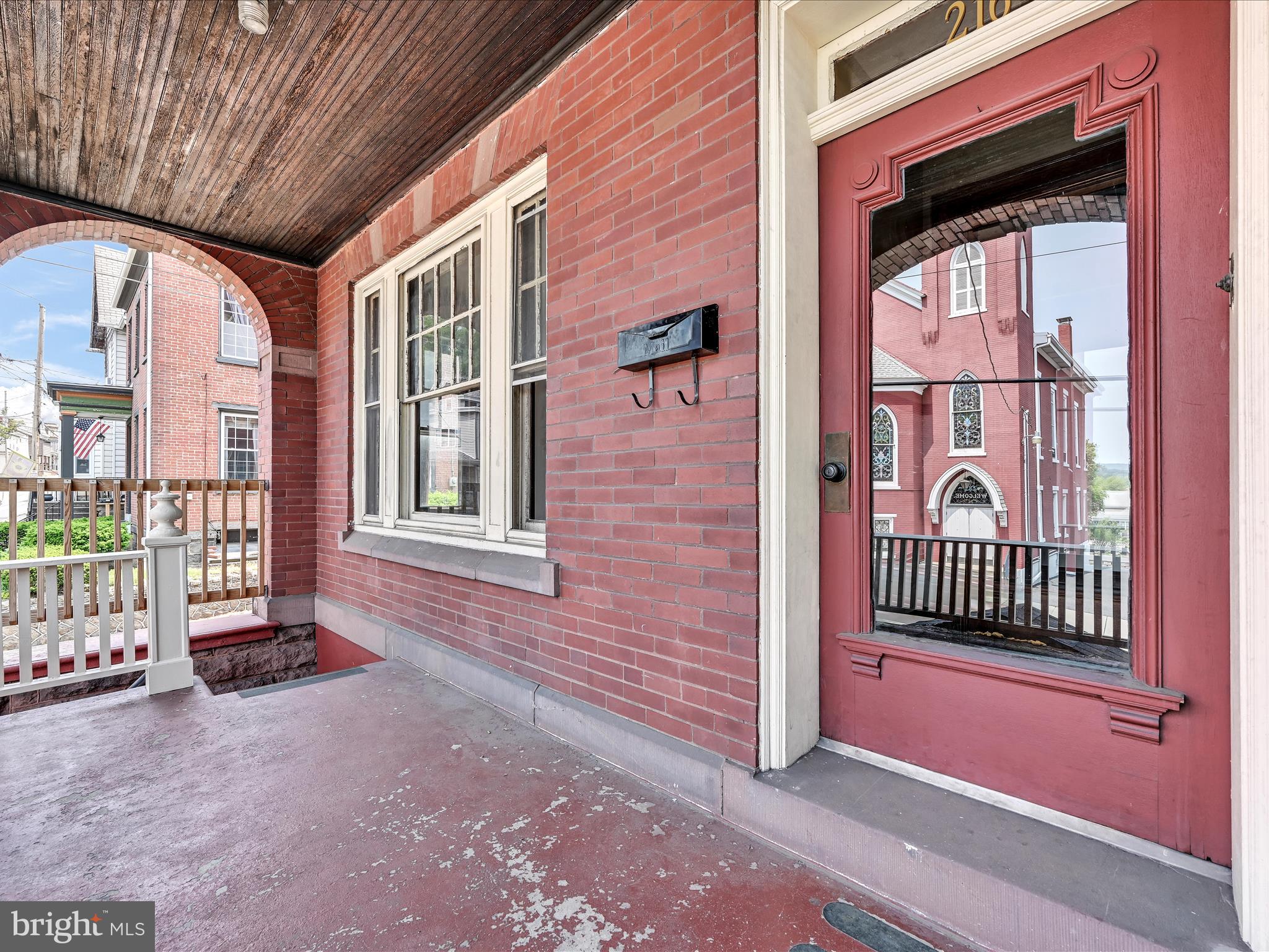 216 E Main STREET