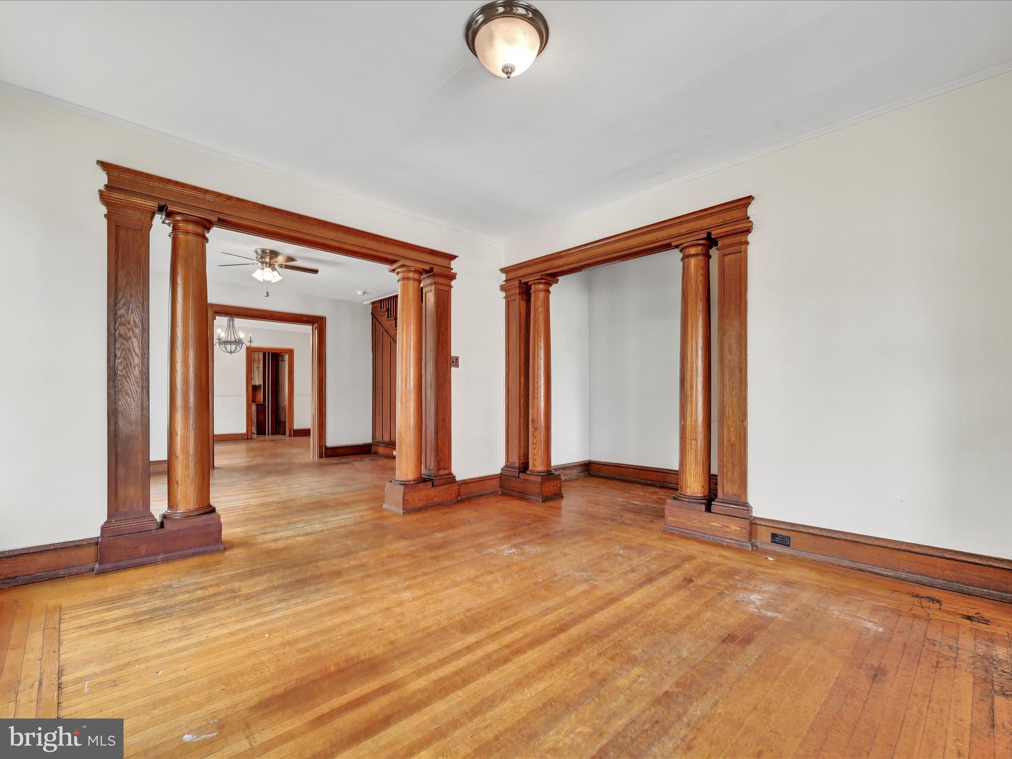 216 E Main STREET