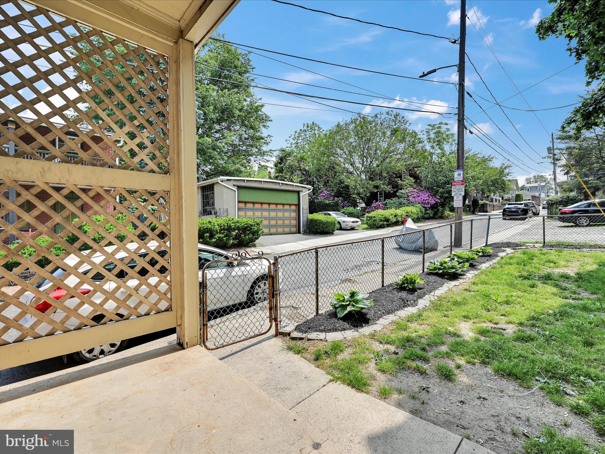 216 E Main STREET