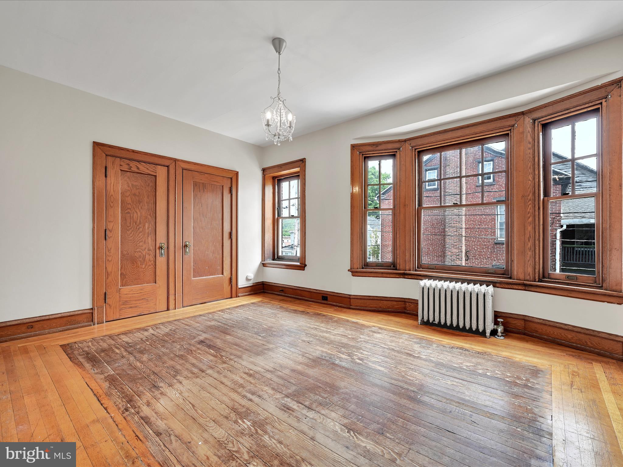216 E Main STREET
