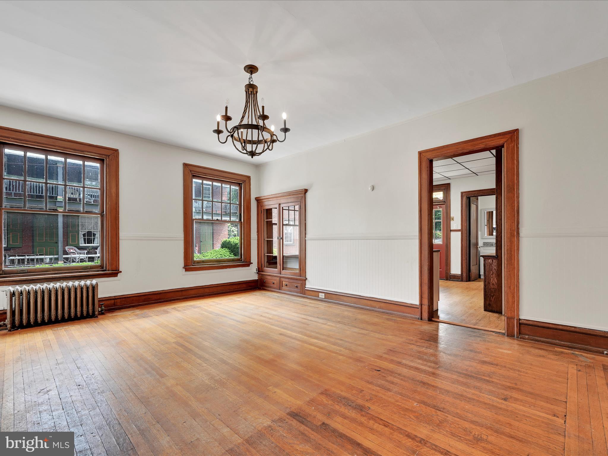 216 E Main STREET