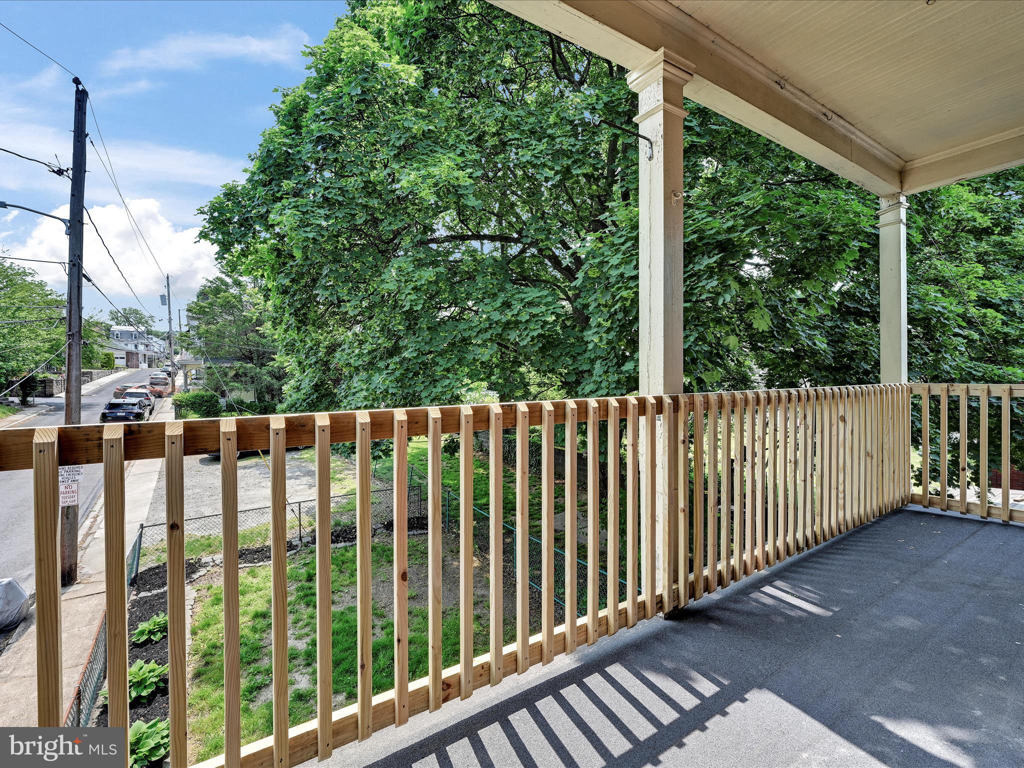 216 E Main STREET