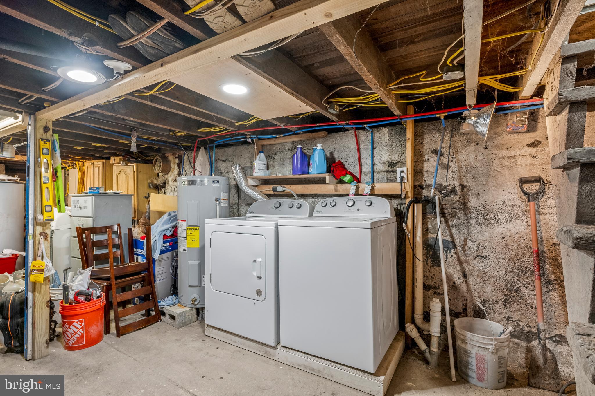 130 W Spruce St