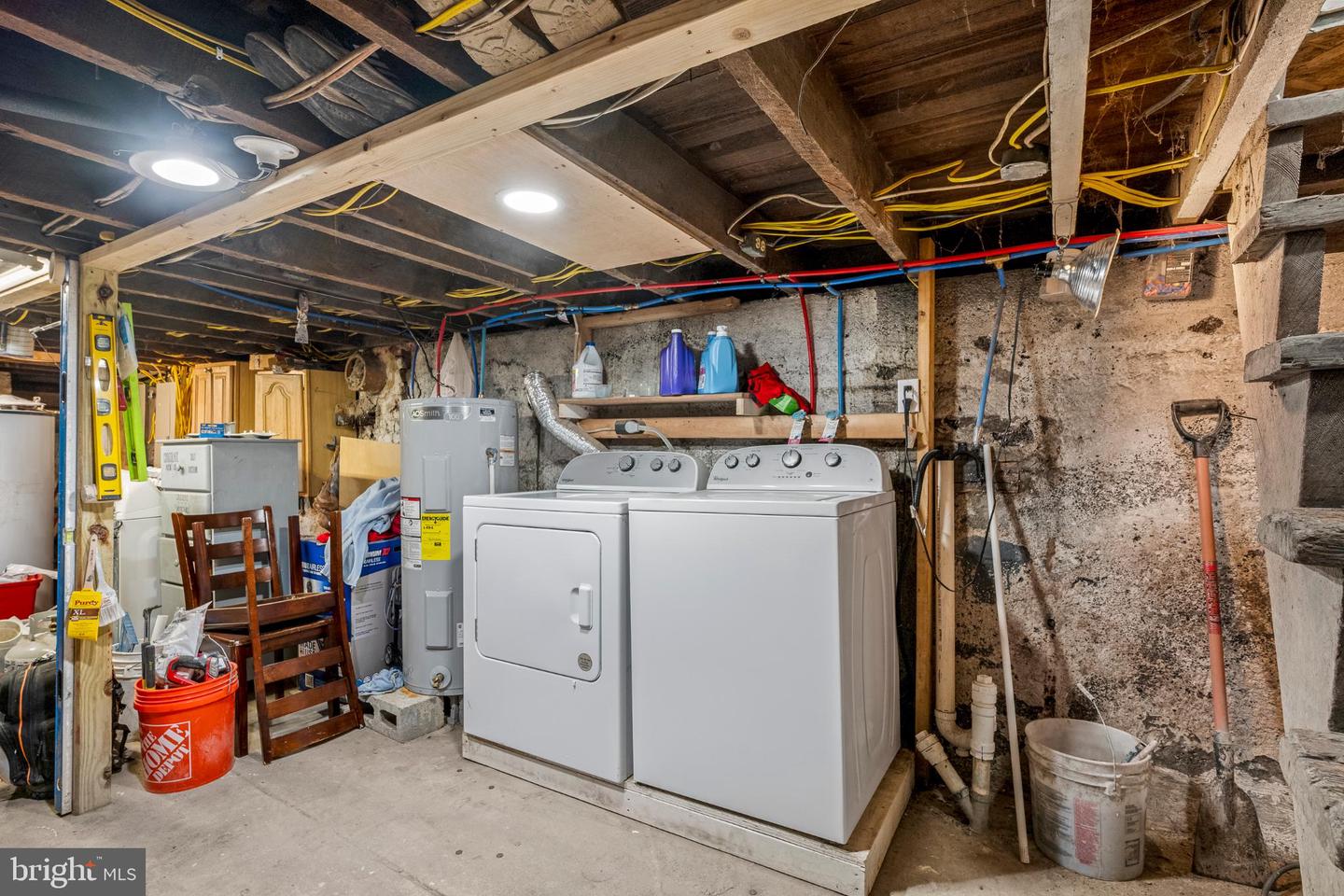 130 W Spruce St