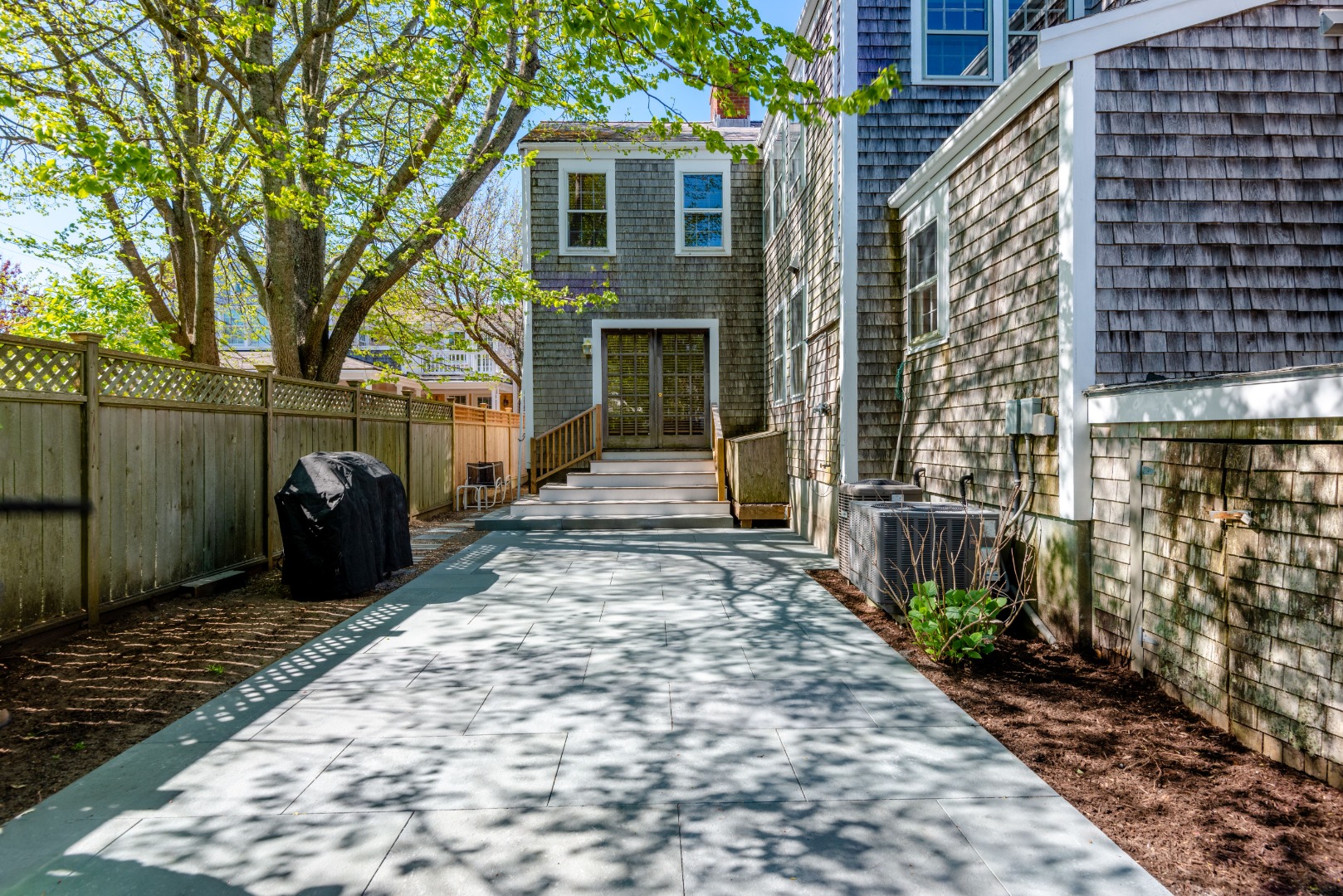 12 Willard Street