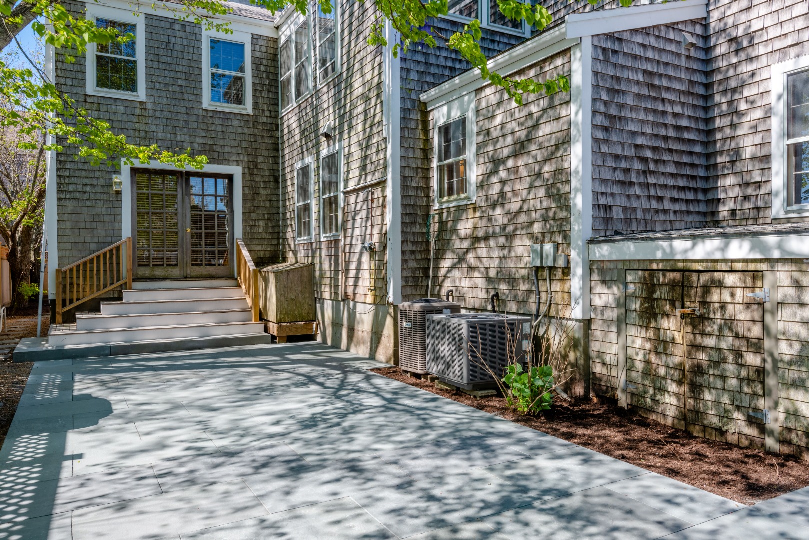 12 Willard Street