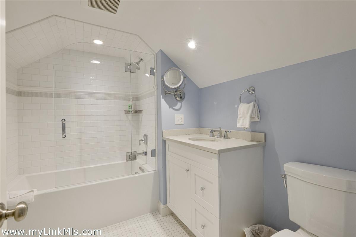 5 McKinley Avenue