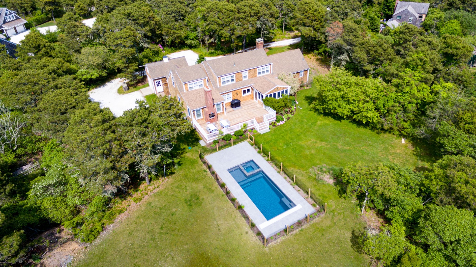 16 Gladlands Avenue