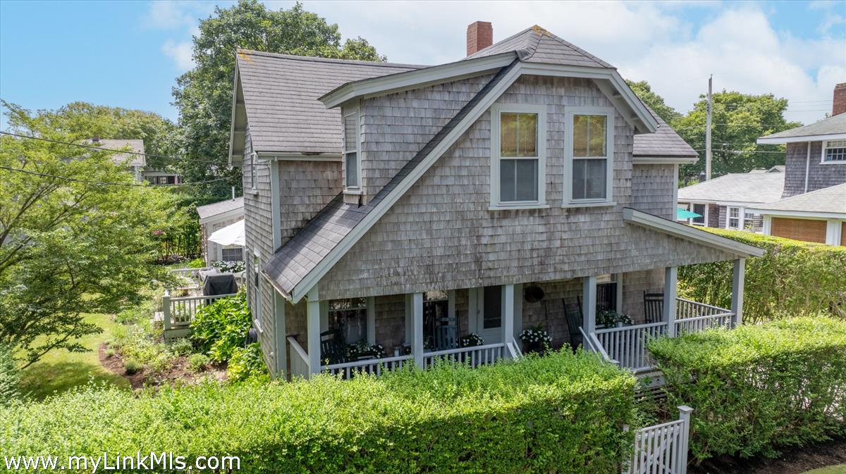 12 Cottage Avenue