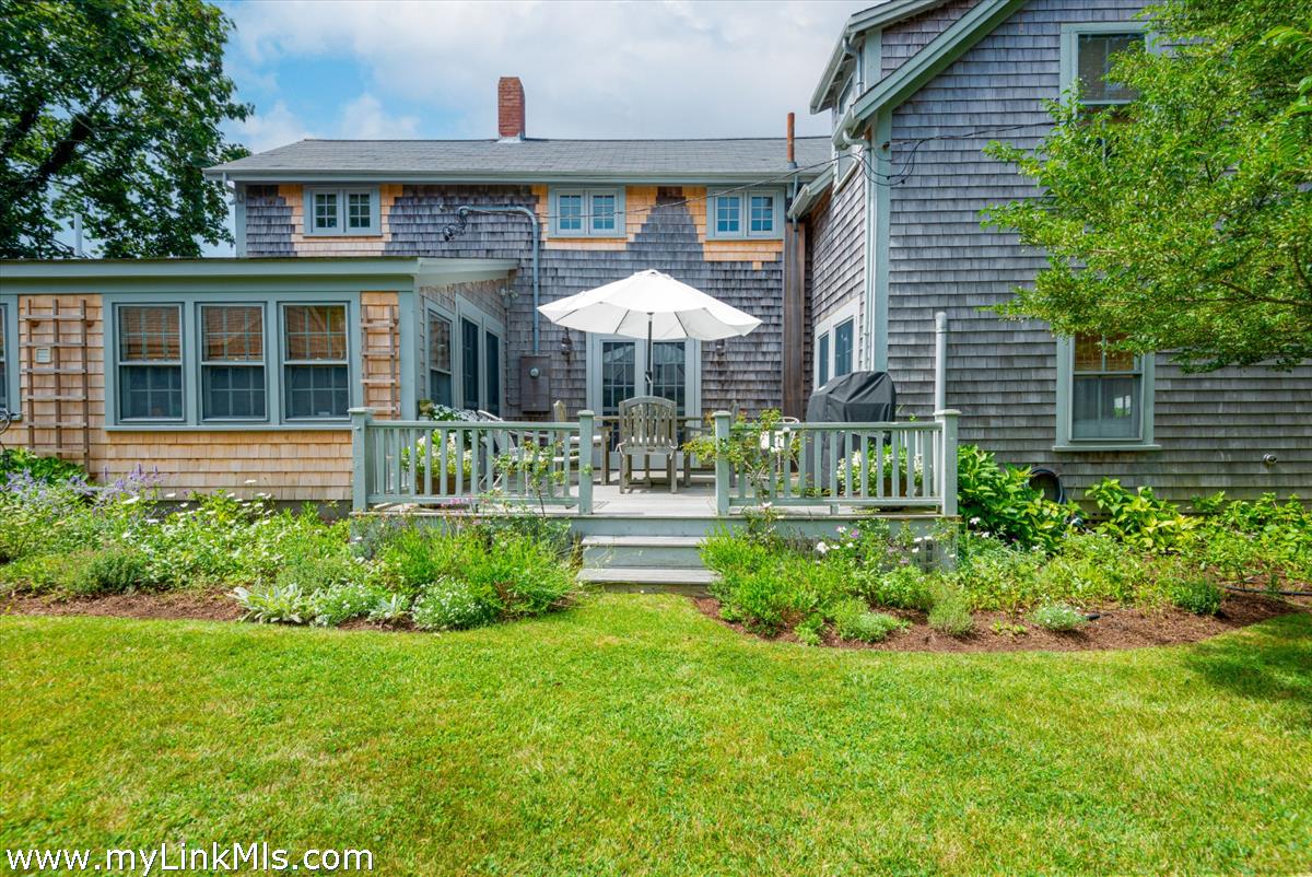 12 Cottage Avenue