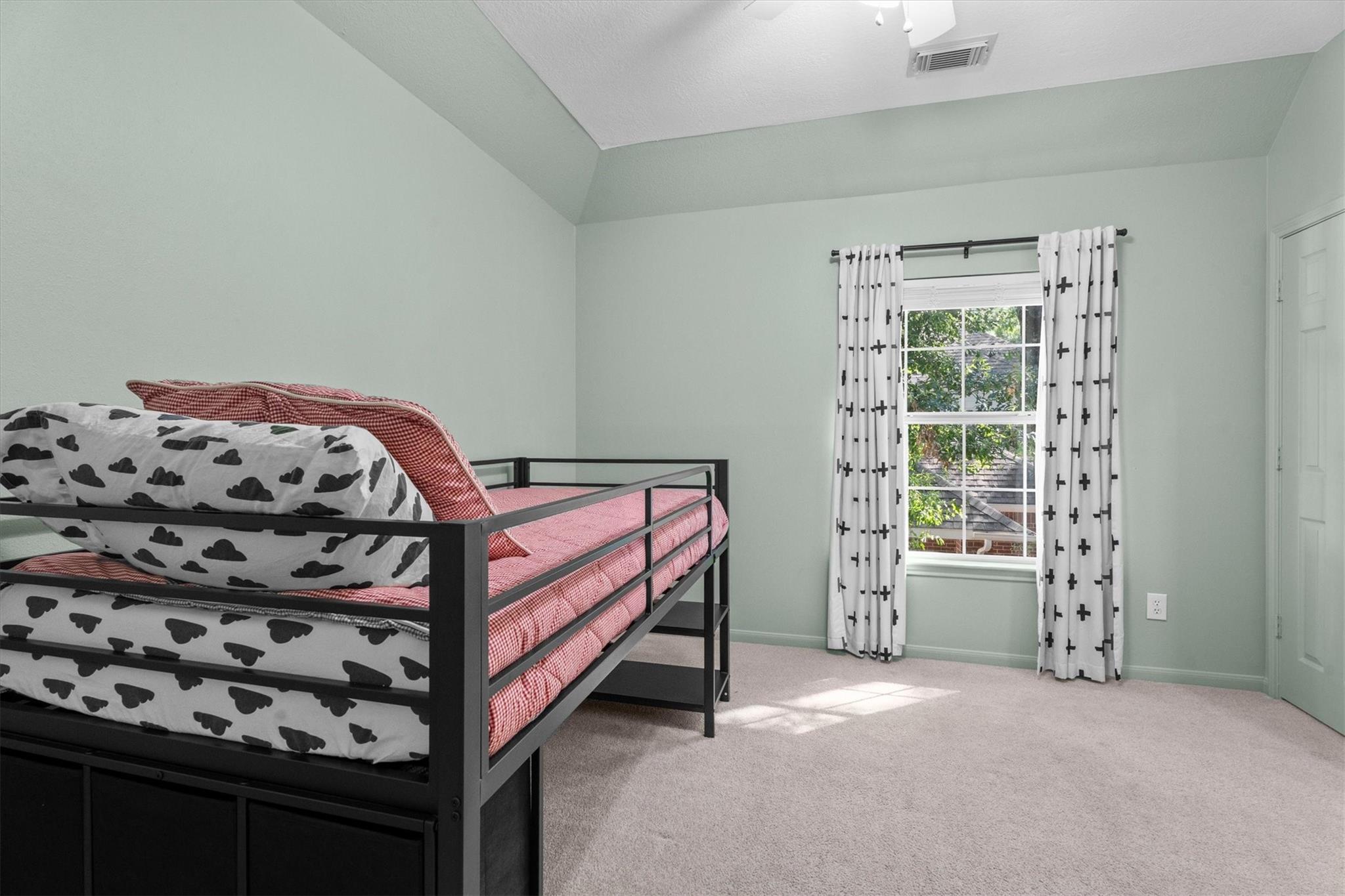 19 Lantana Trail