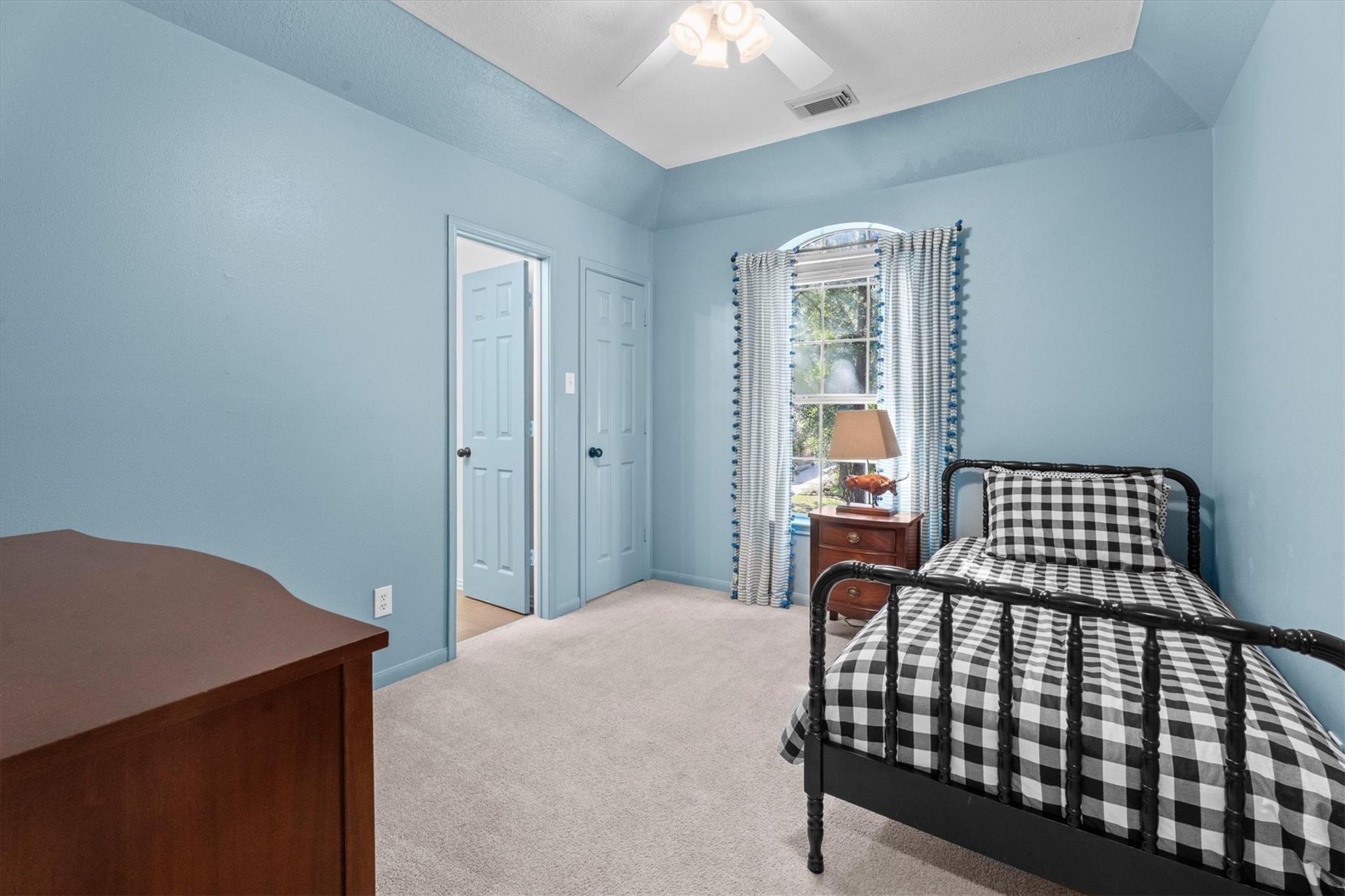 19 Lantana Trail