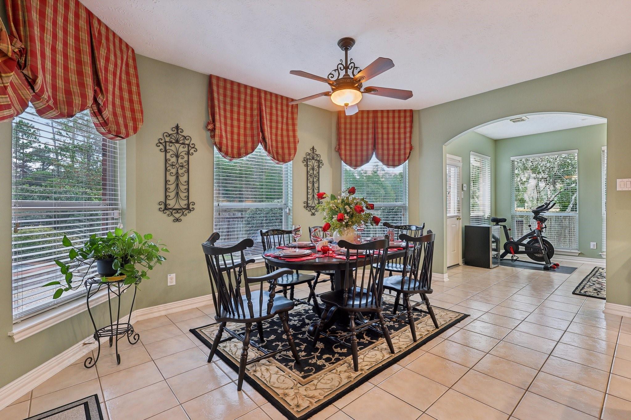 182 N Hazelcrest Circle