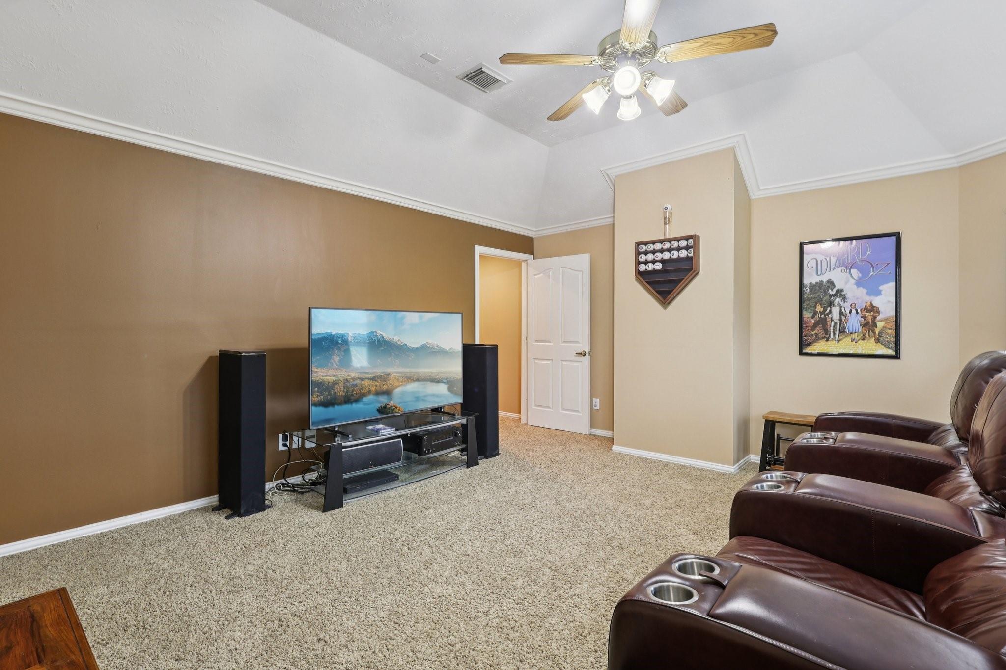 182 N Hazelcrest Circle