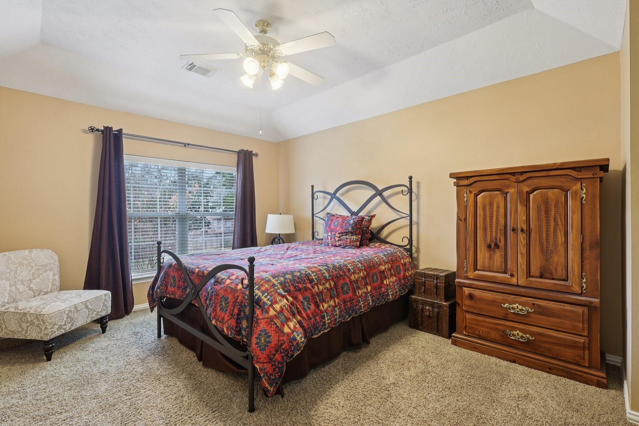 182 N Hazelcrest Circle