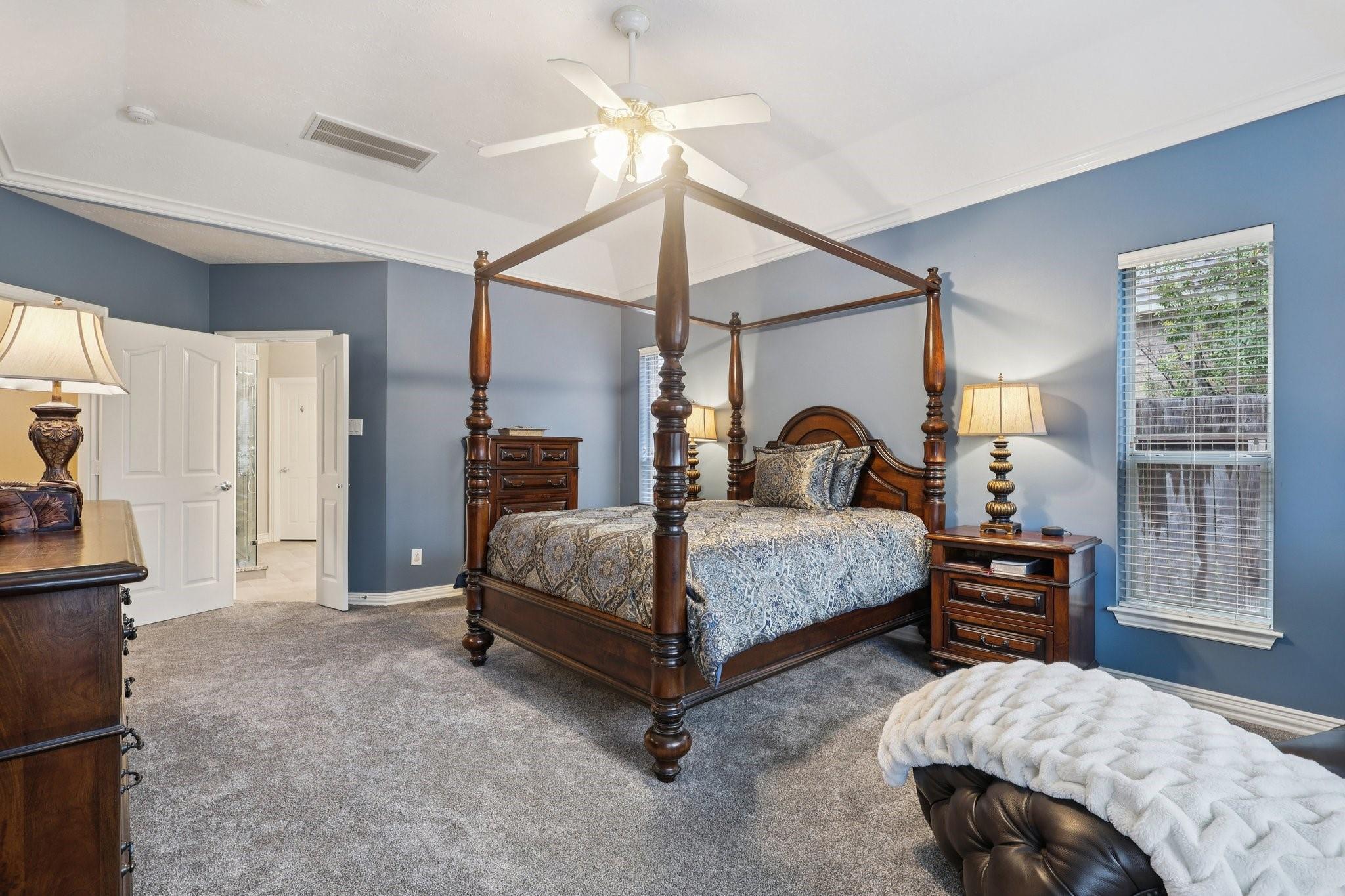 182 N Hazelcrest Circle