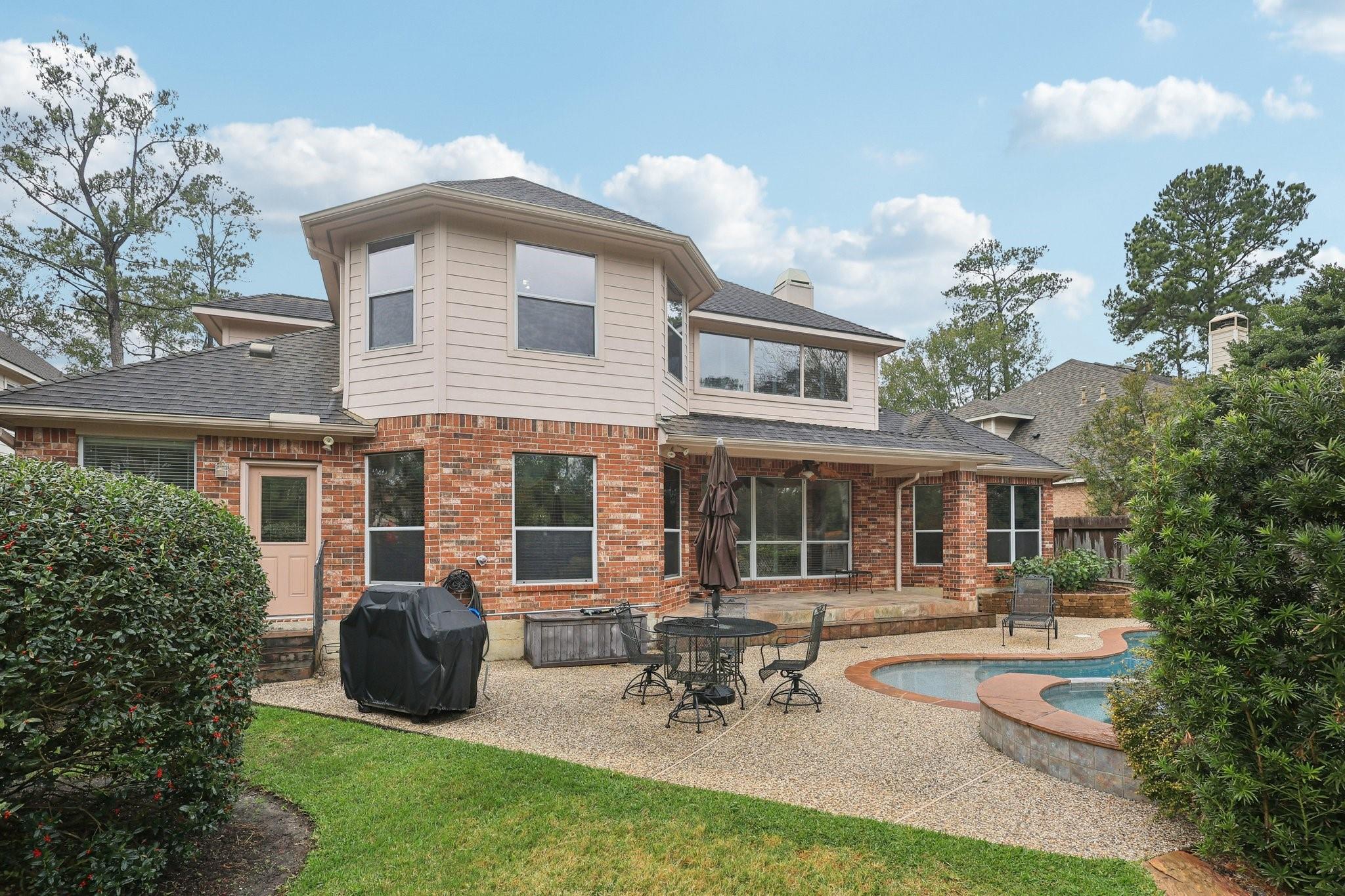 182 N Hazelcrest Circle