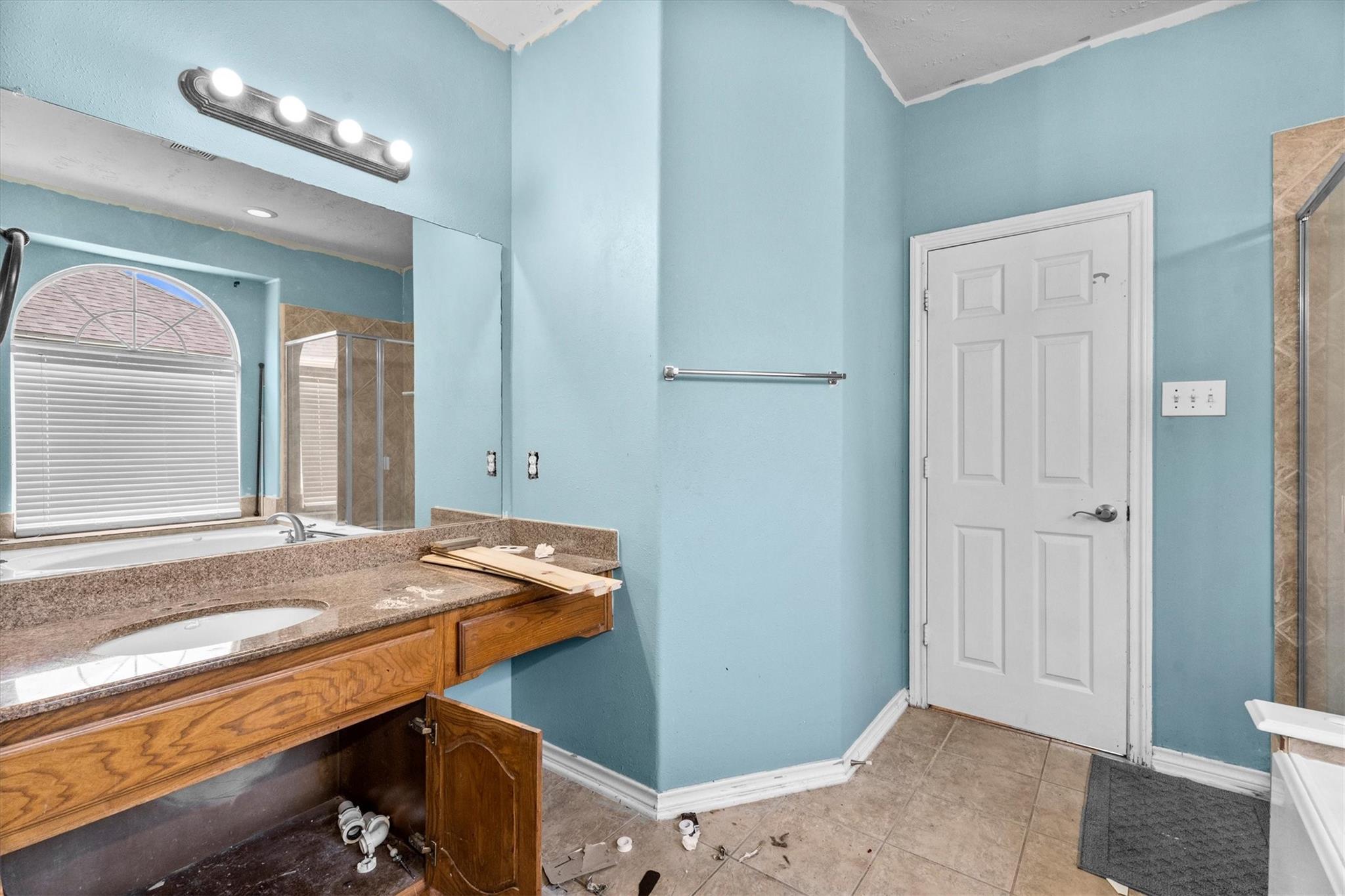 8214 Creekside Willow Court