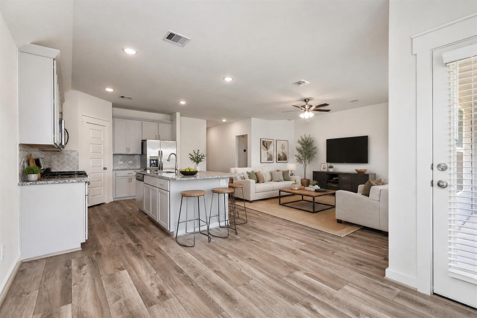 3111 West Frontier Lane
