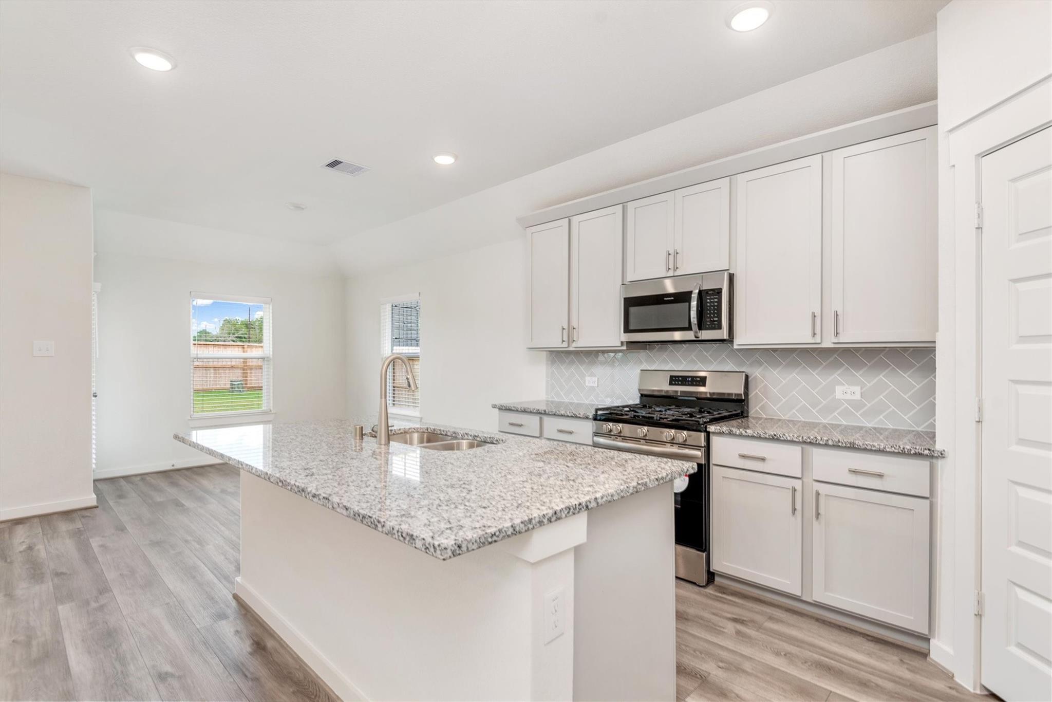 3111 West Frontier Lane