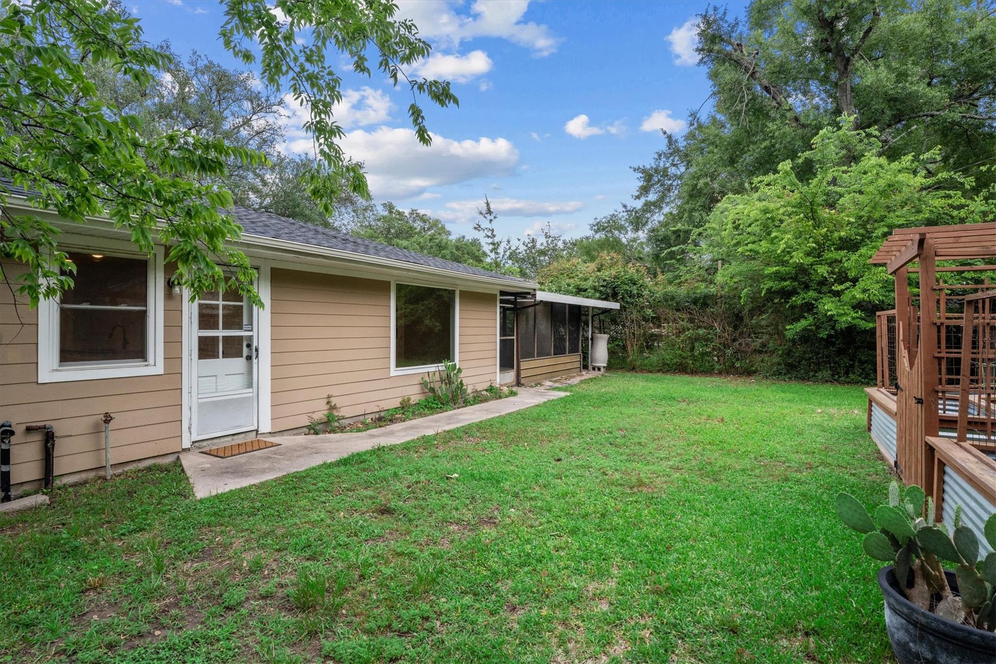 703 Barbara Street