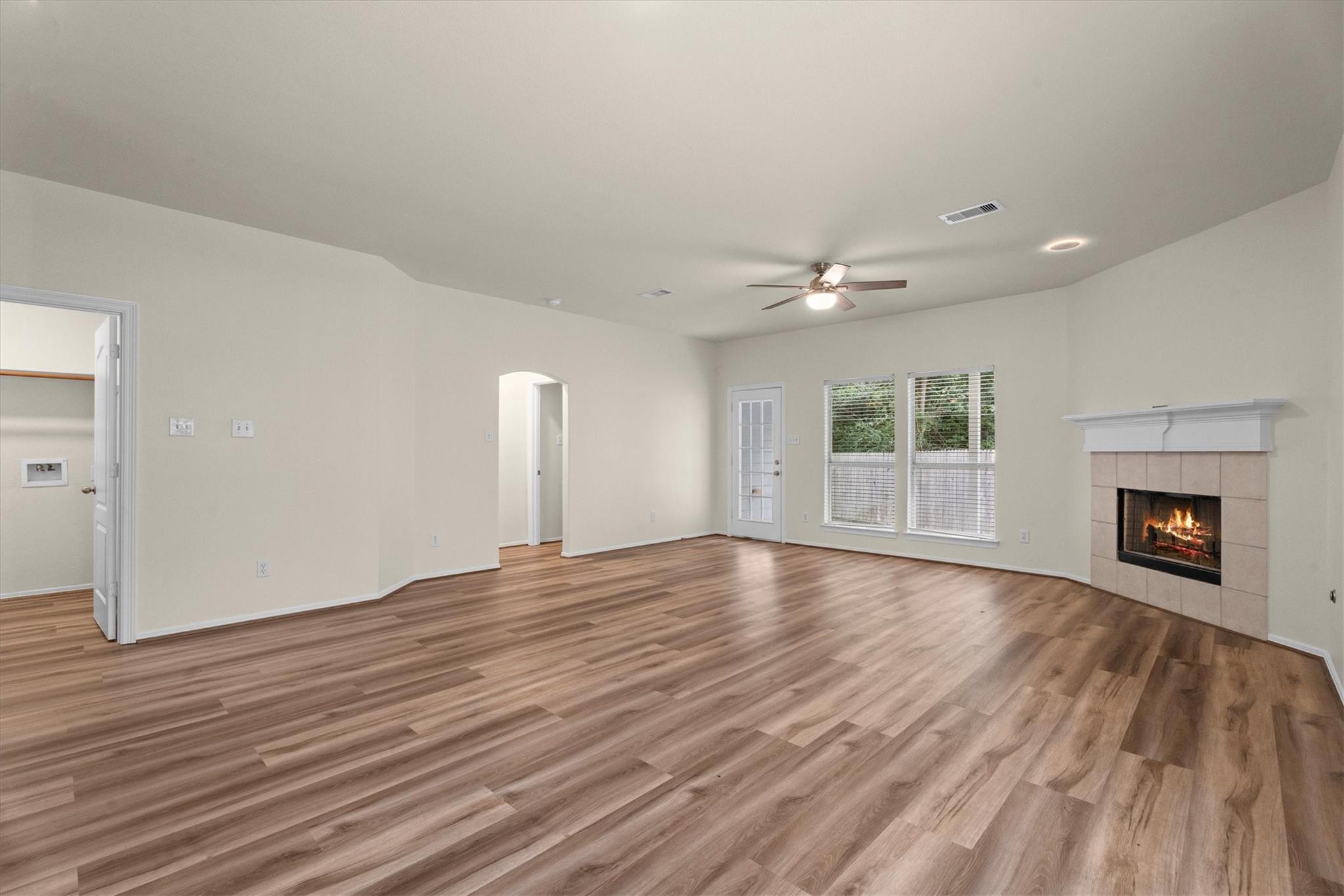1069 Shadow Glenn Drive