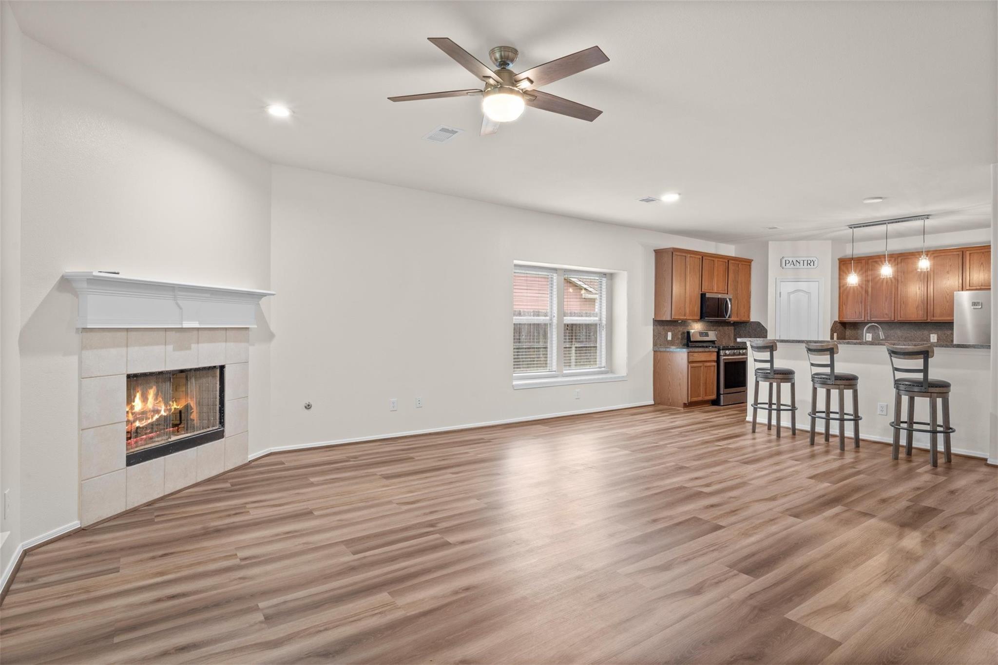 1069 Shadow Glenn Drive