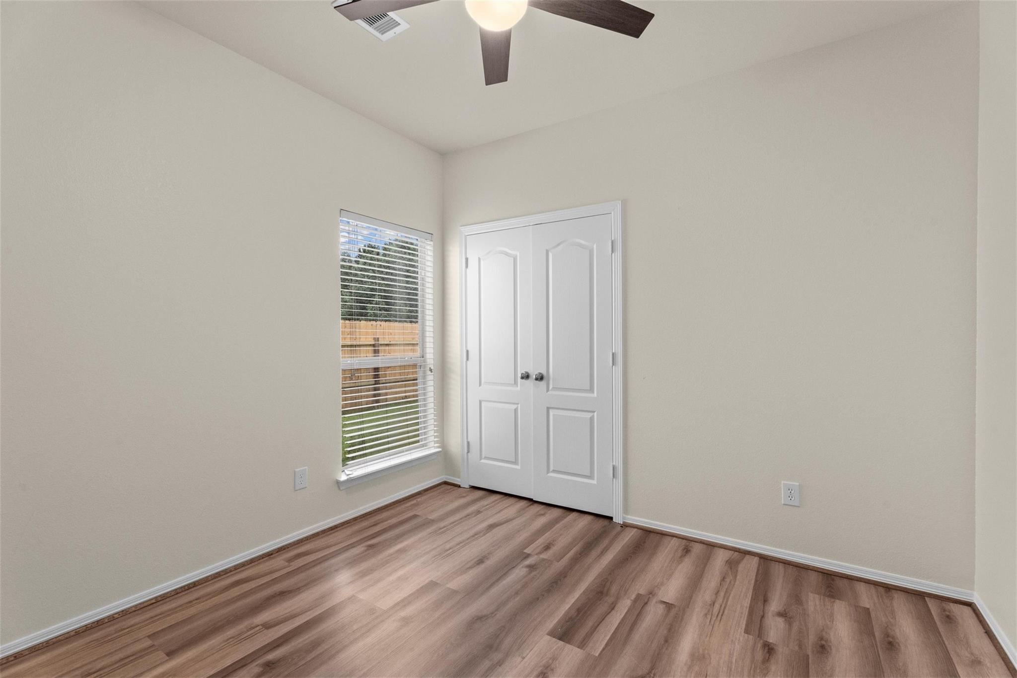 1069 Shadow Glenn Drive