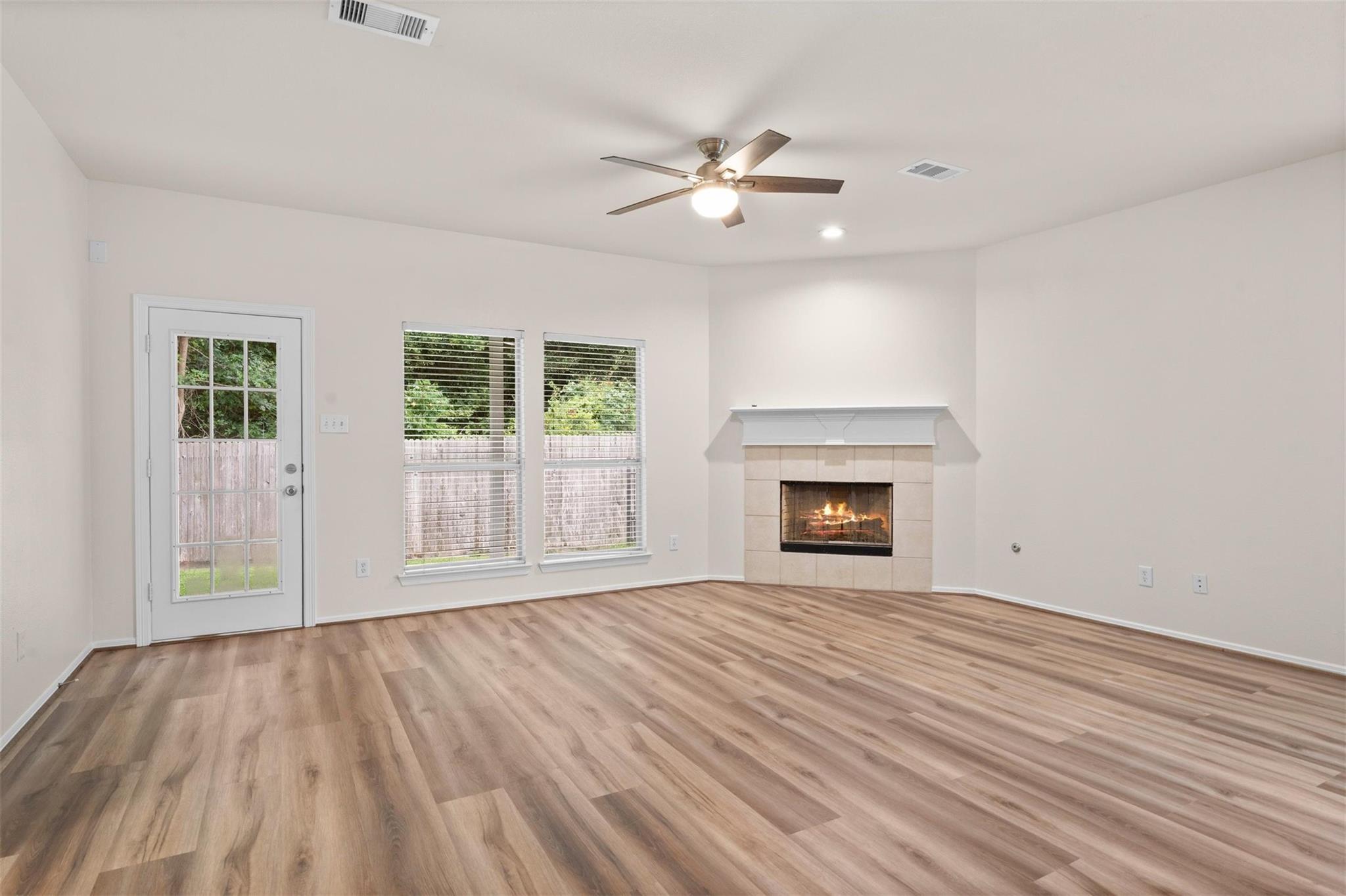 1069 Shadow Glenn Drive