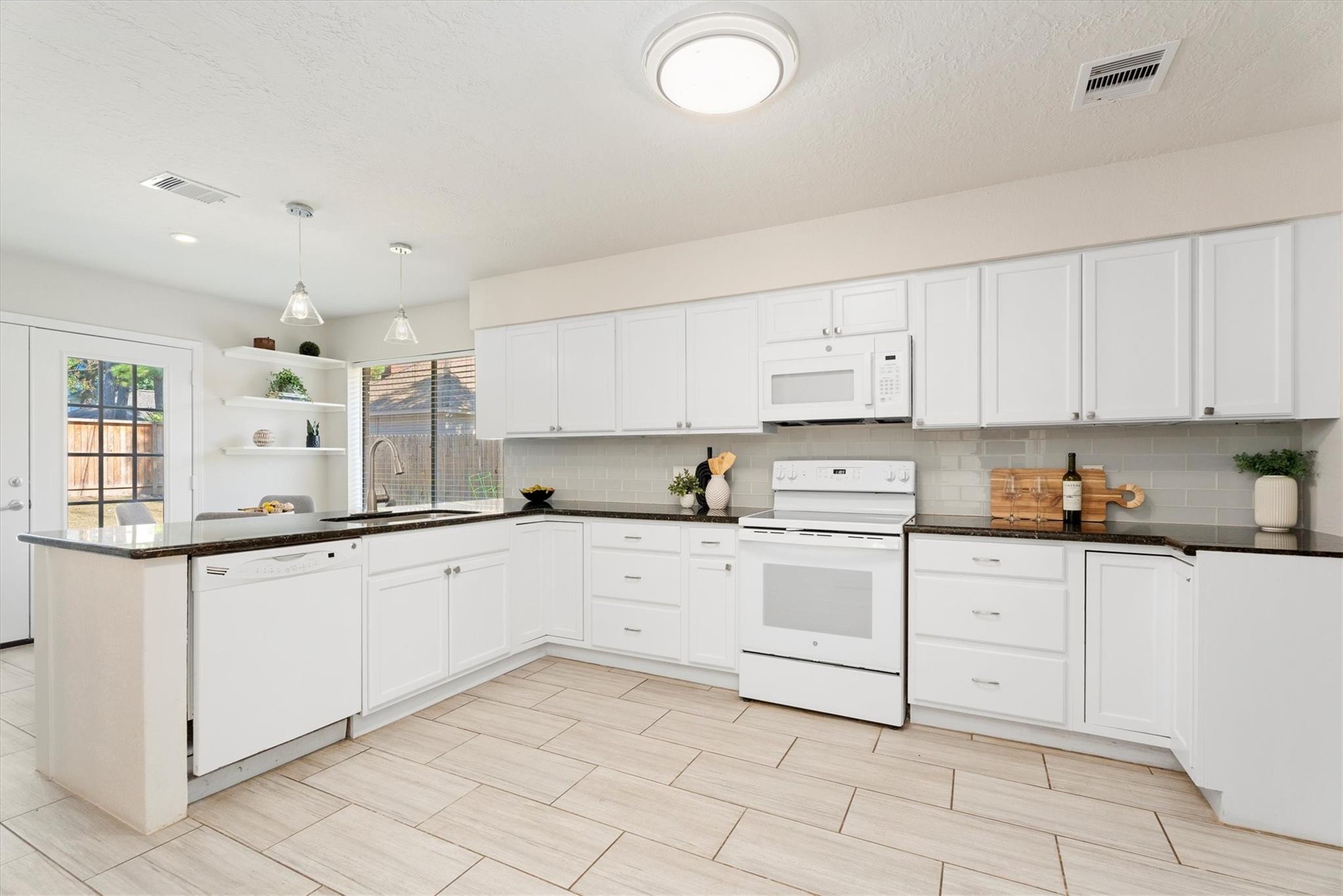 3502 Chapel Square Drive