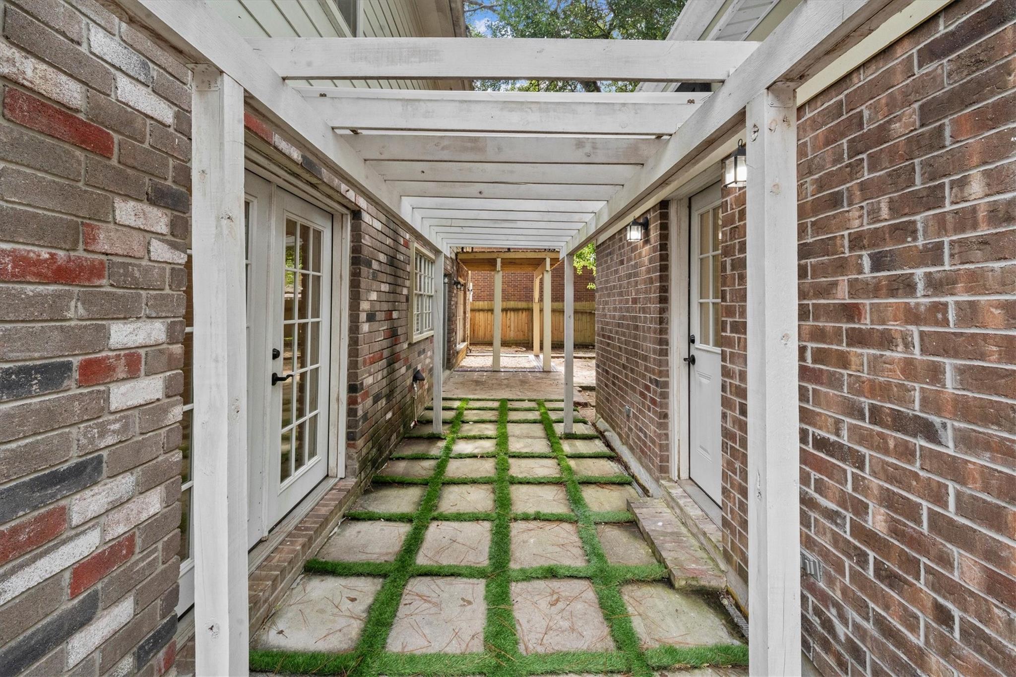 179 Sylvan Forest Drive
