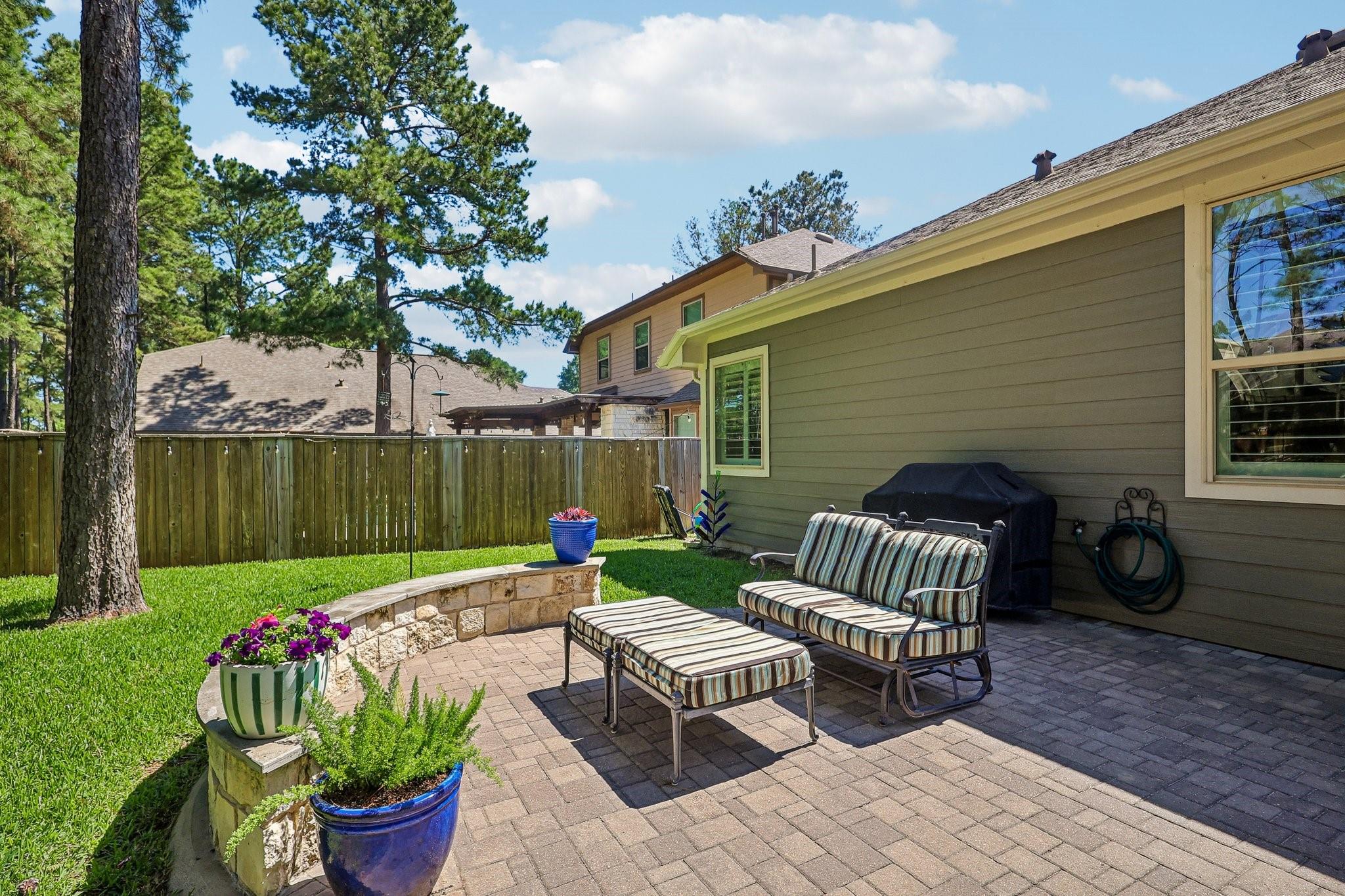 54 W Wolf Cabin Circle