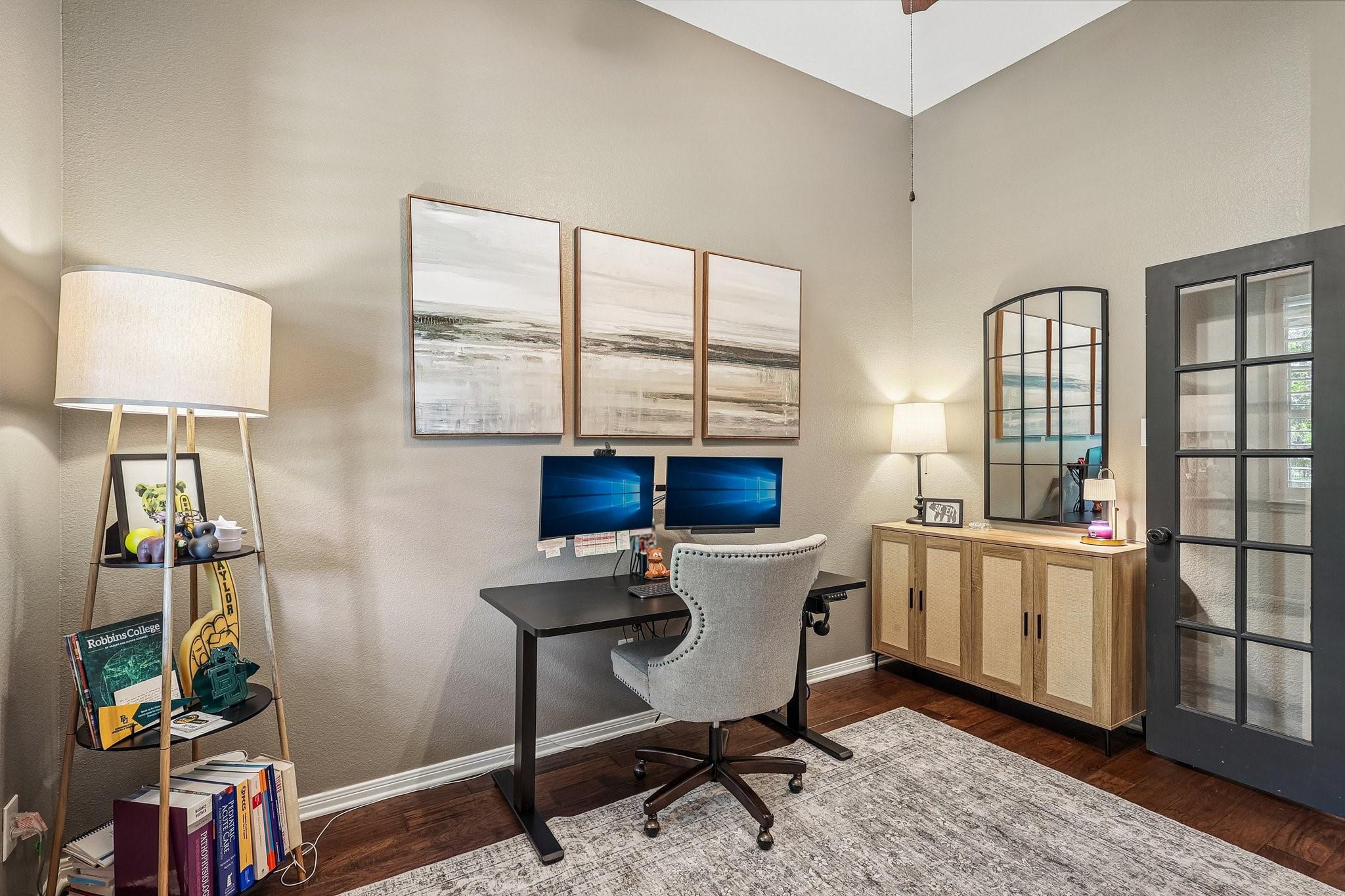 54 W Wolf Cabin Circle