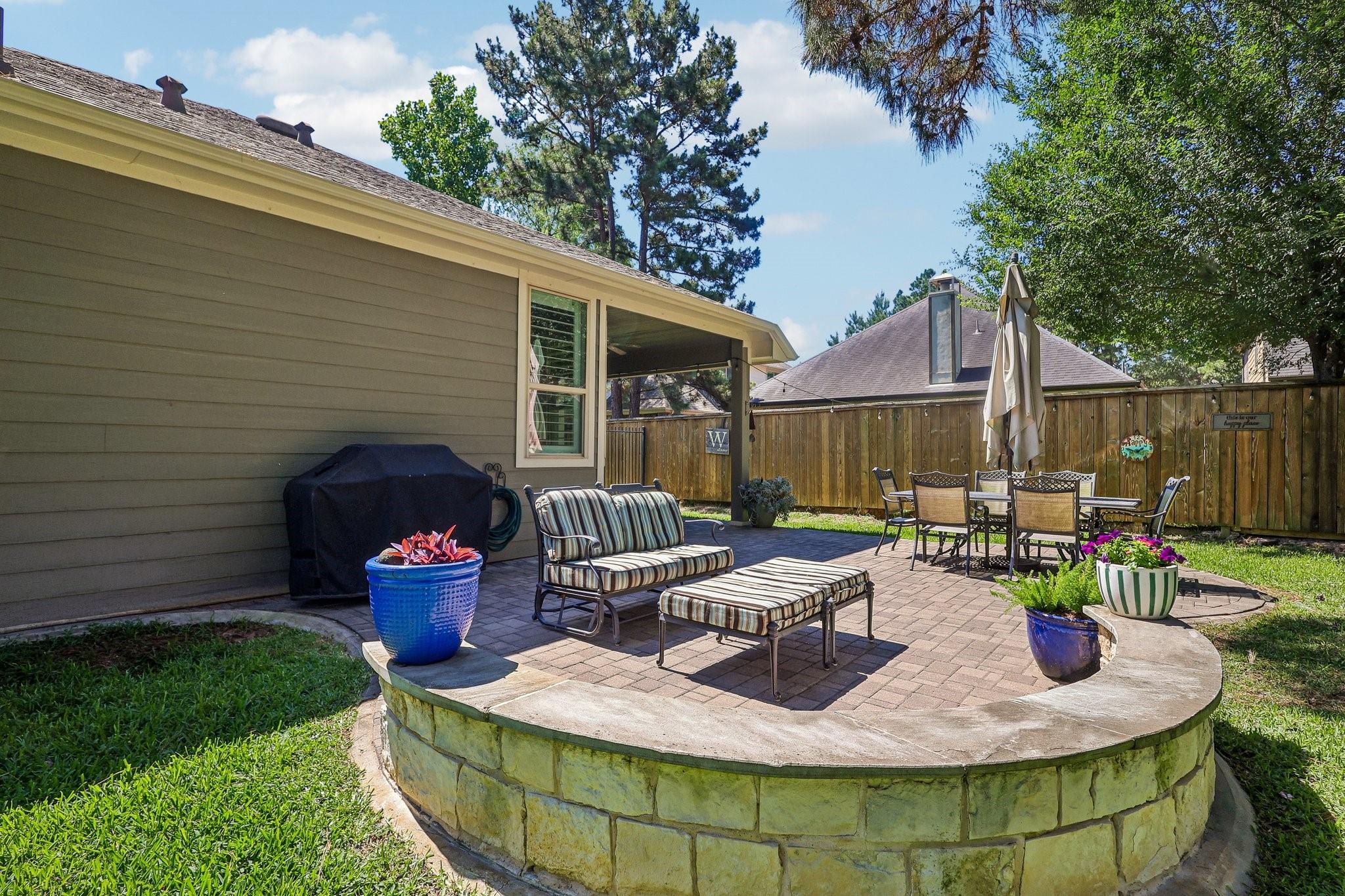 54 W Wolf Cabin Circle