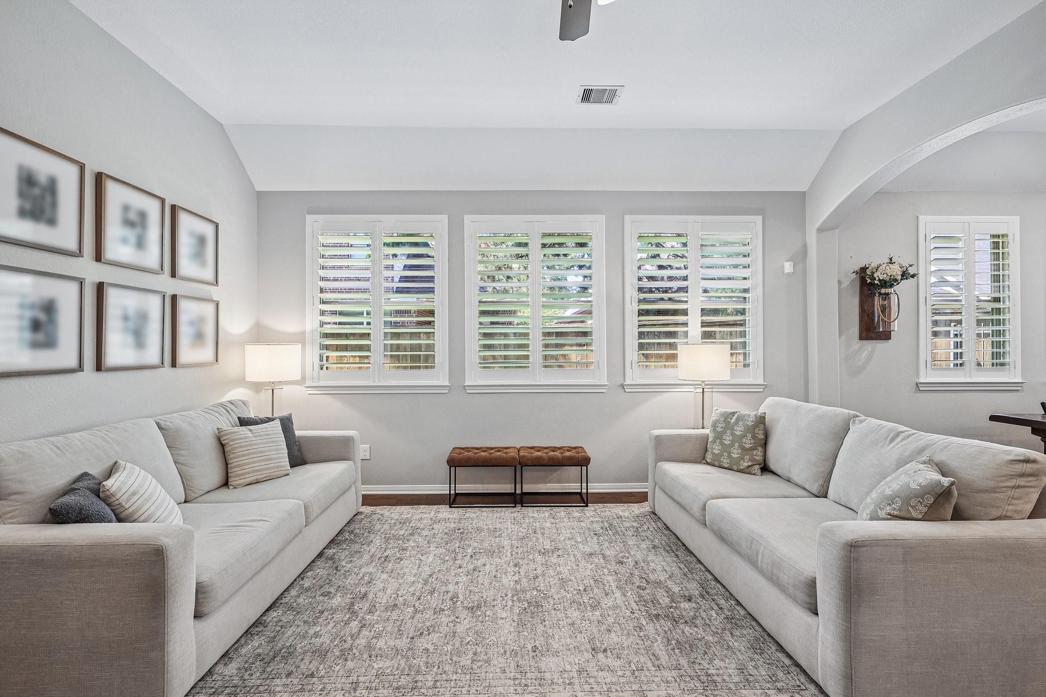 54 W Wolf Cabin Circle