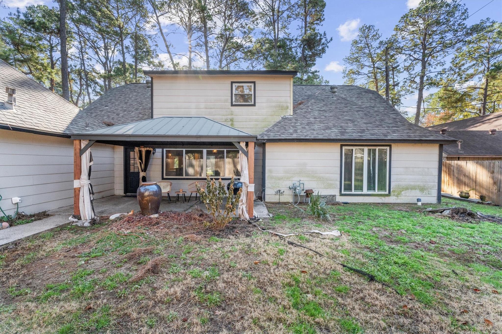 8118 Oak Moss Drive