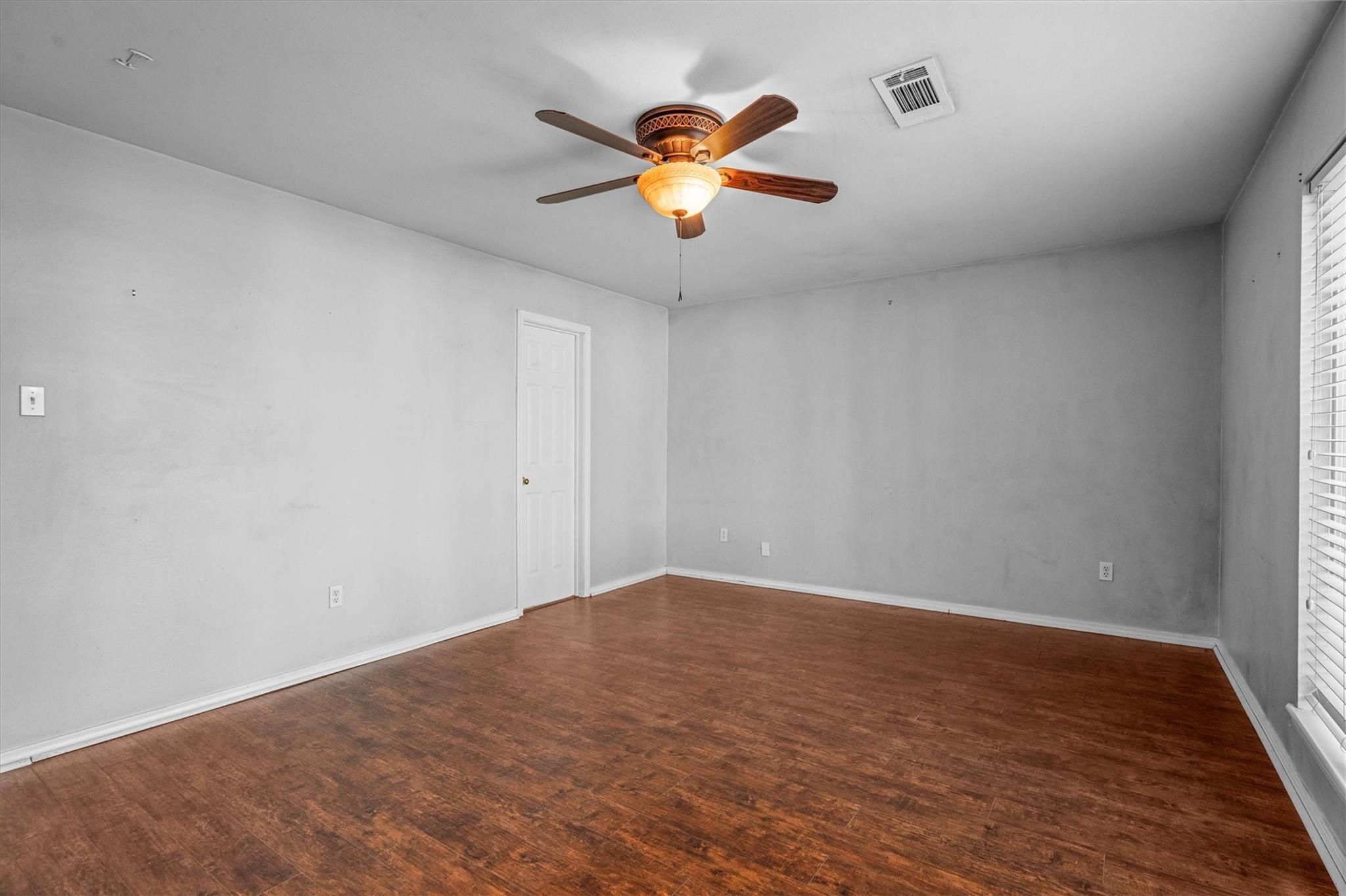 8118 Oak Moss Drive