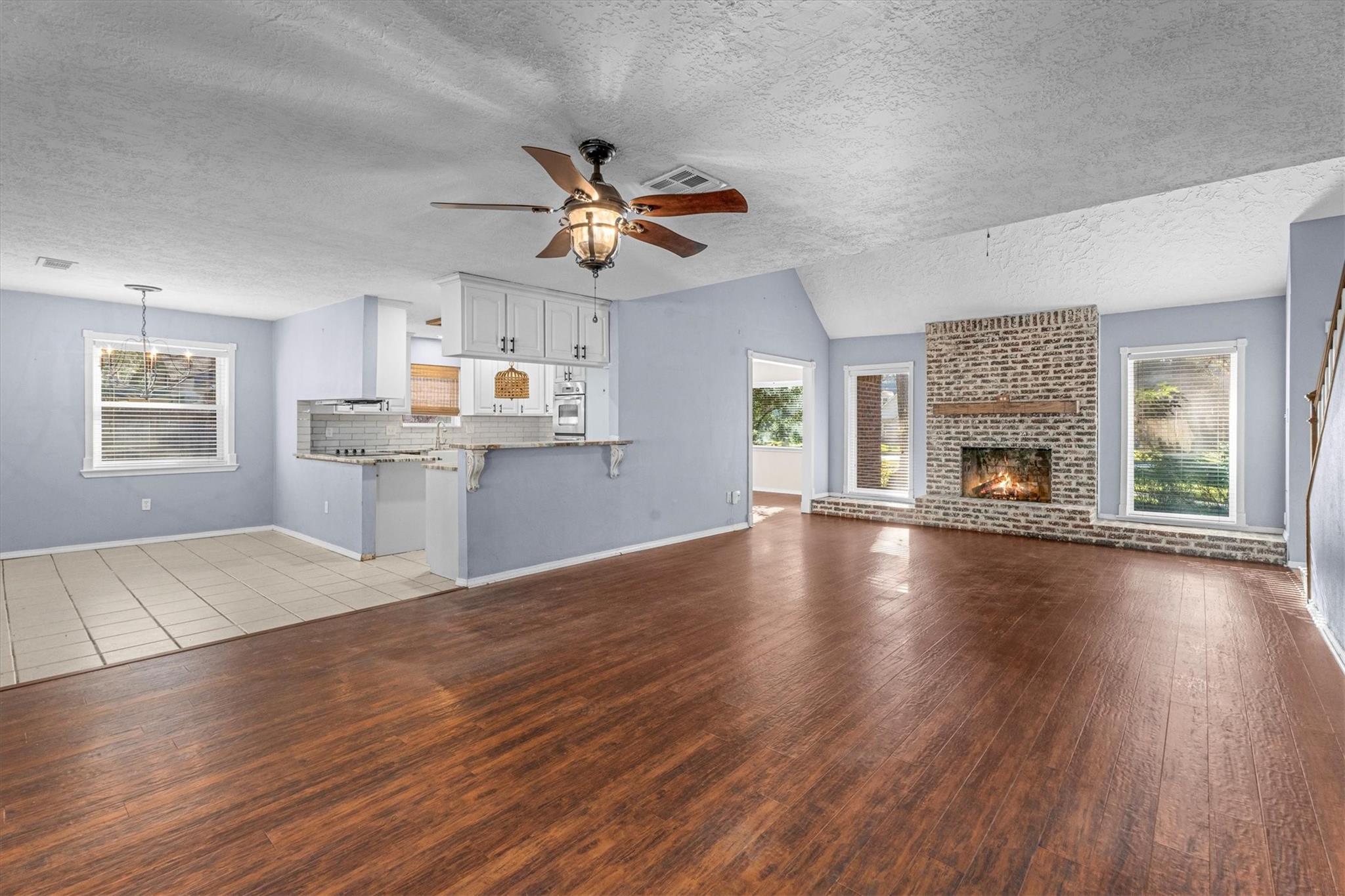 8118 Oak Moss Drive
