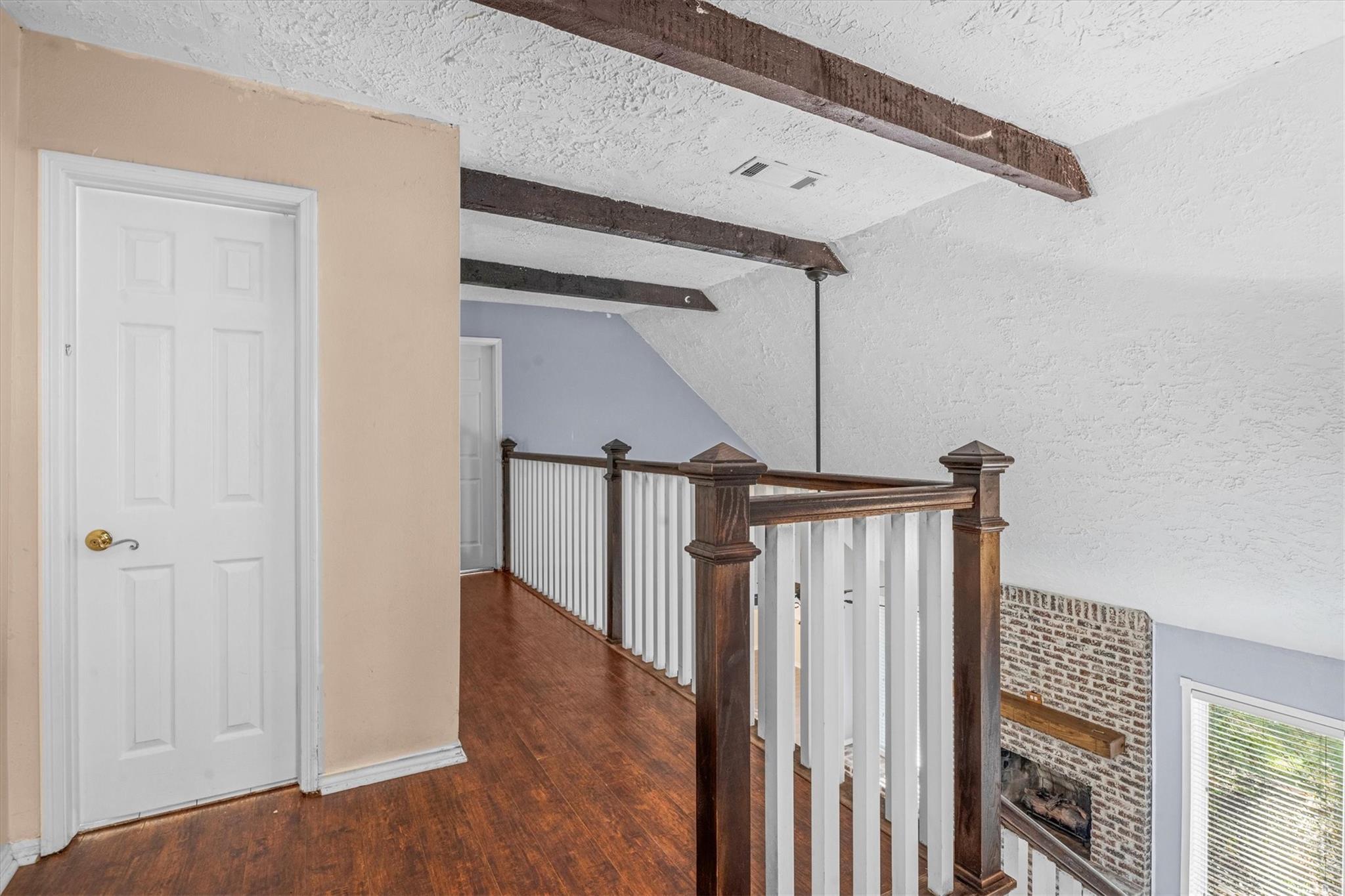 8118 Oak Moss Drive