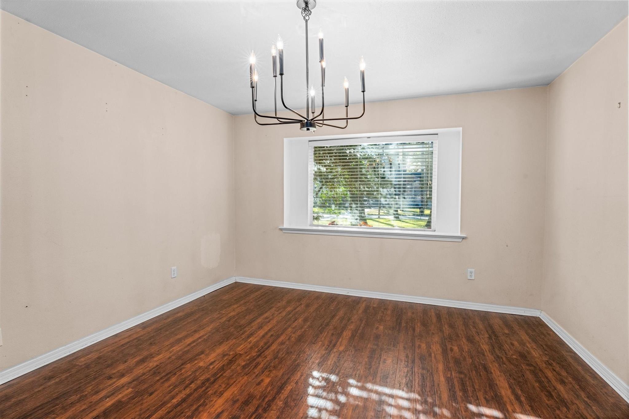8118 Oak Moss Drive