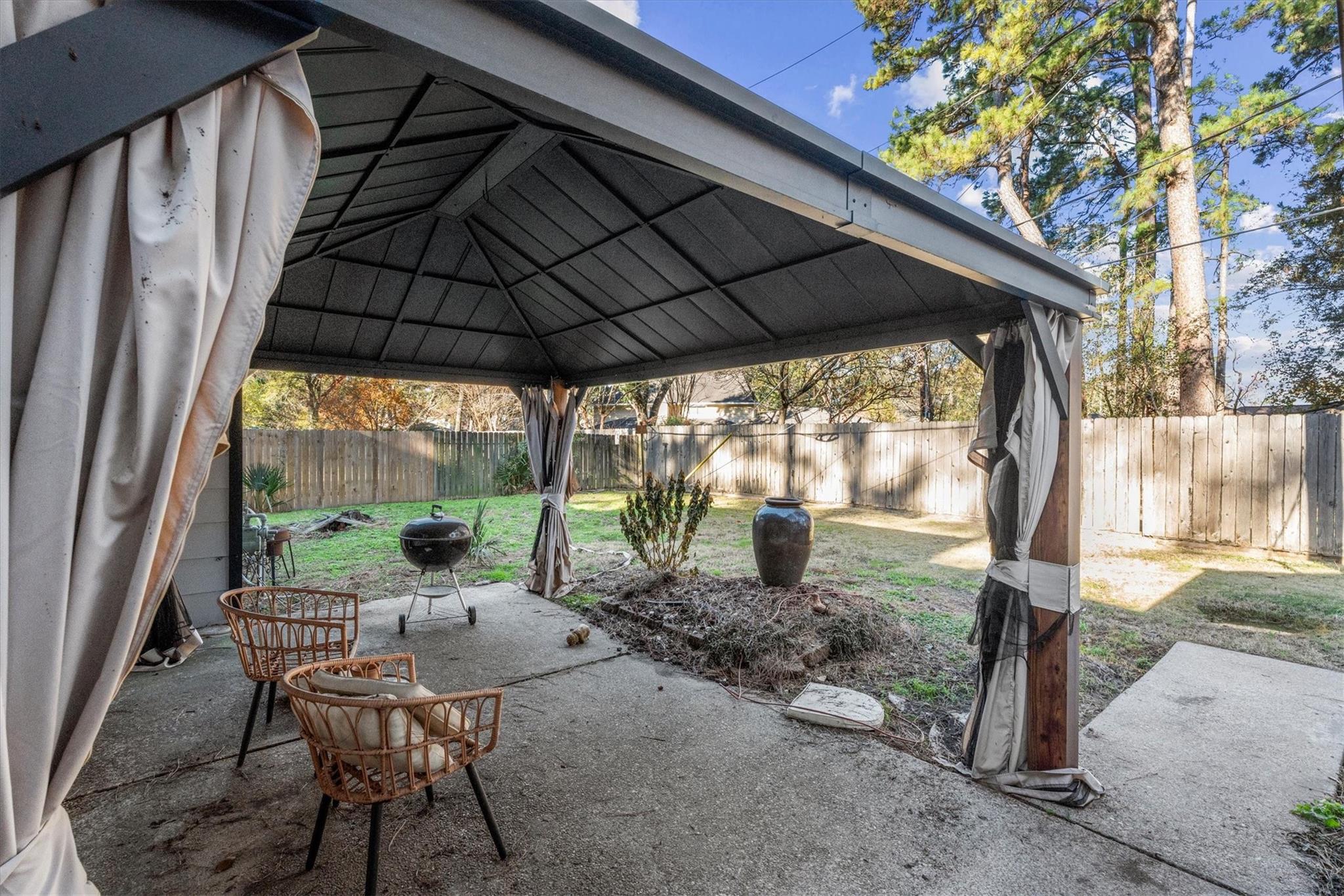 8118 Oak Moss Drive
