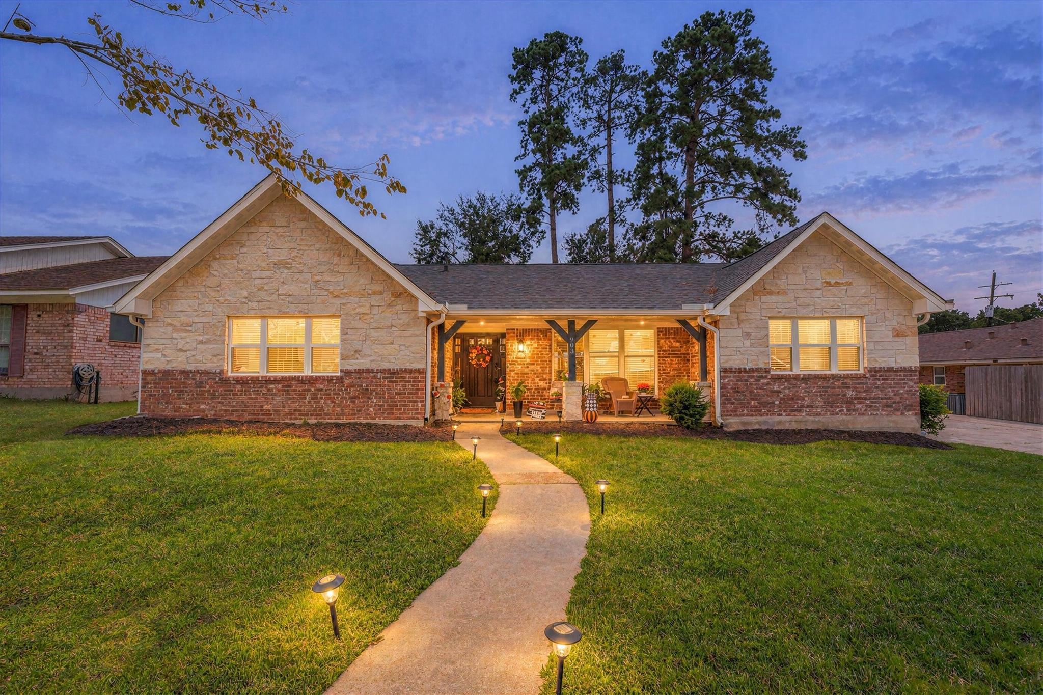 903 Northpine Drive